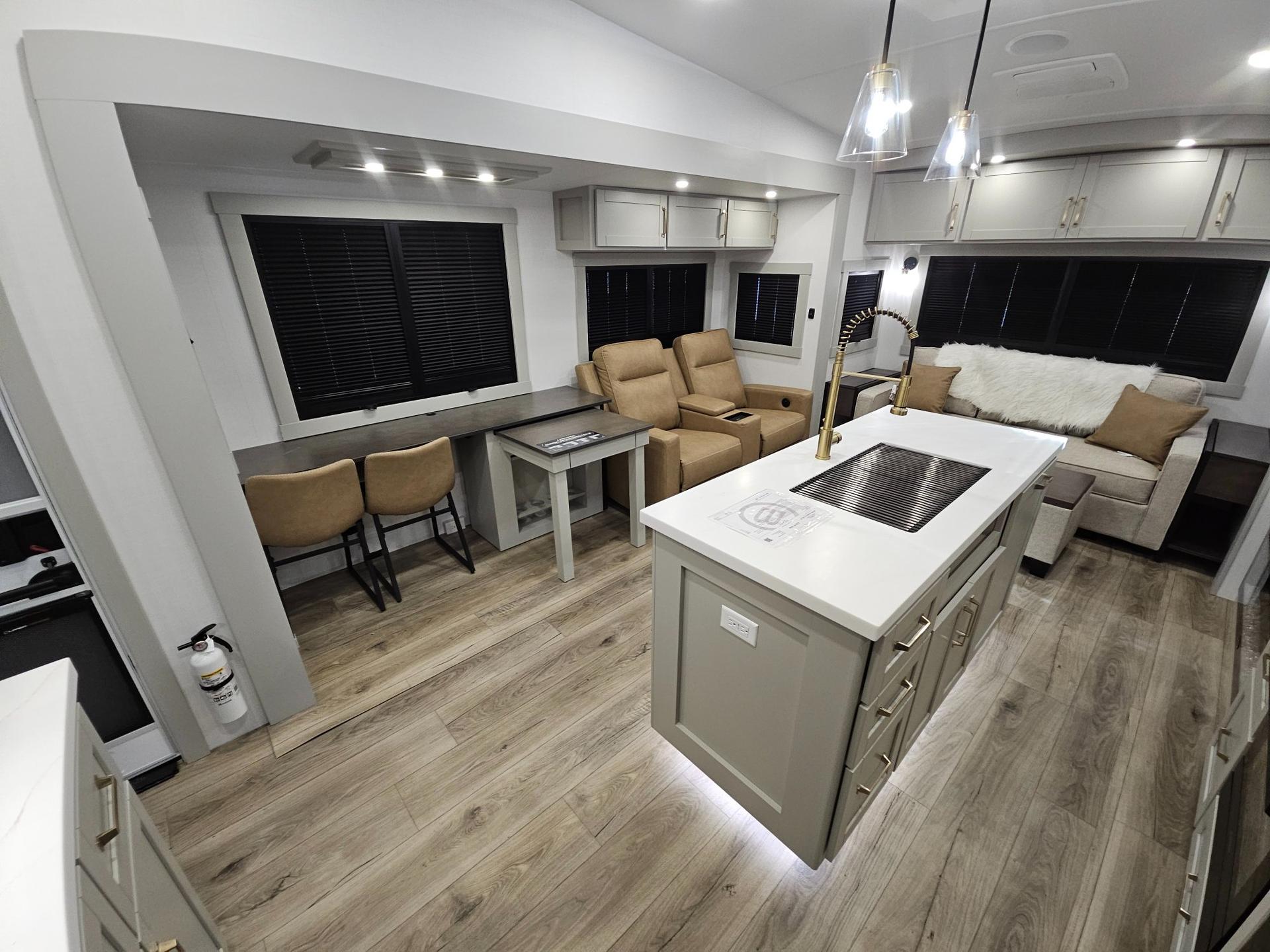 2026 Brinkley RV 2026 Brinkley RV Model Z - thumbnail 7