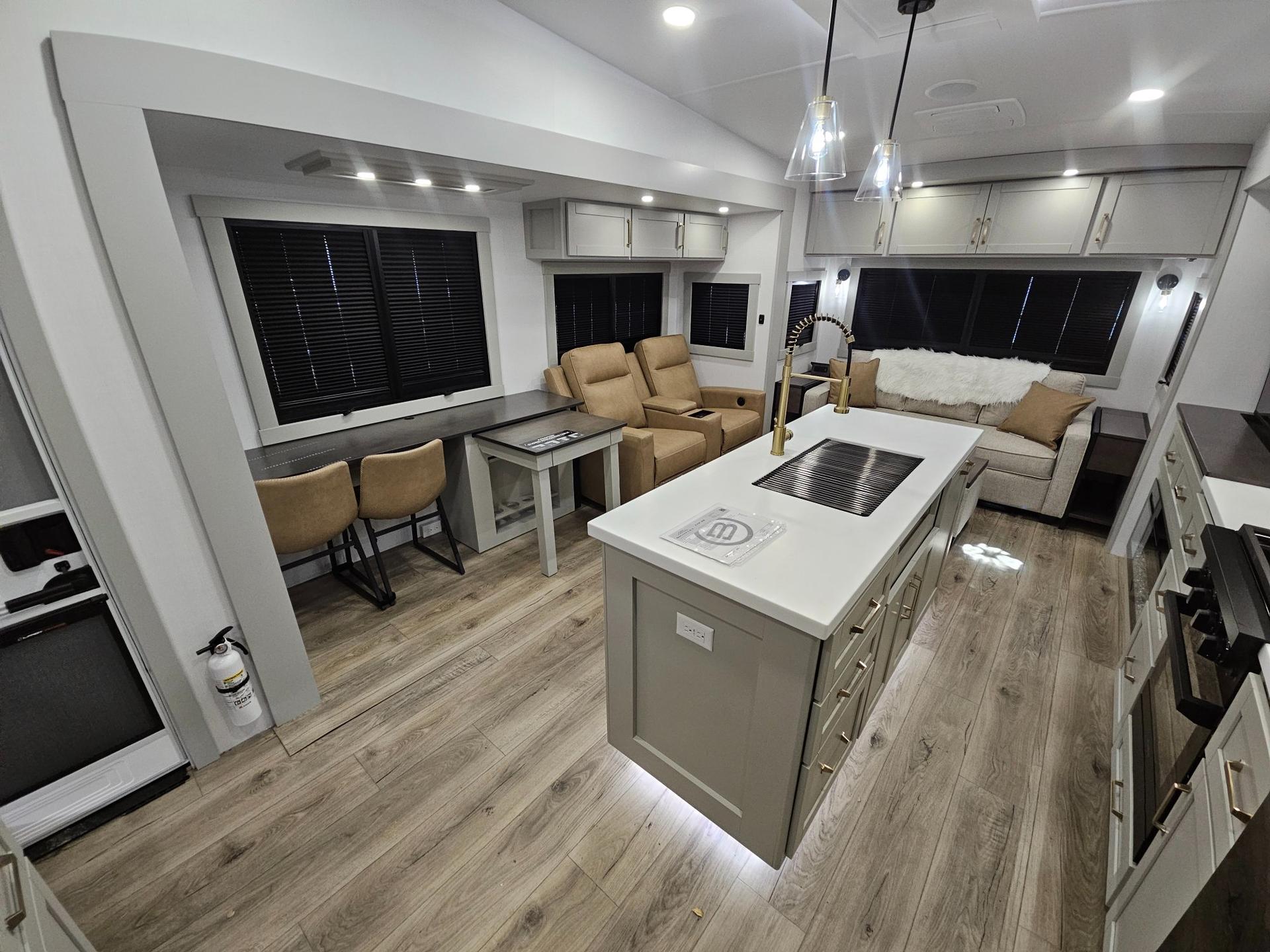 2026 Brinkley RV 2026 Brinkley RV Model Z - thumbnail 7