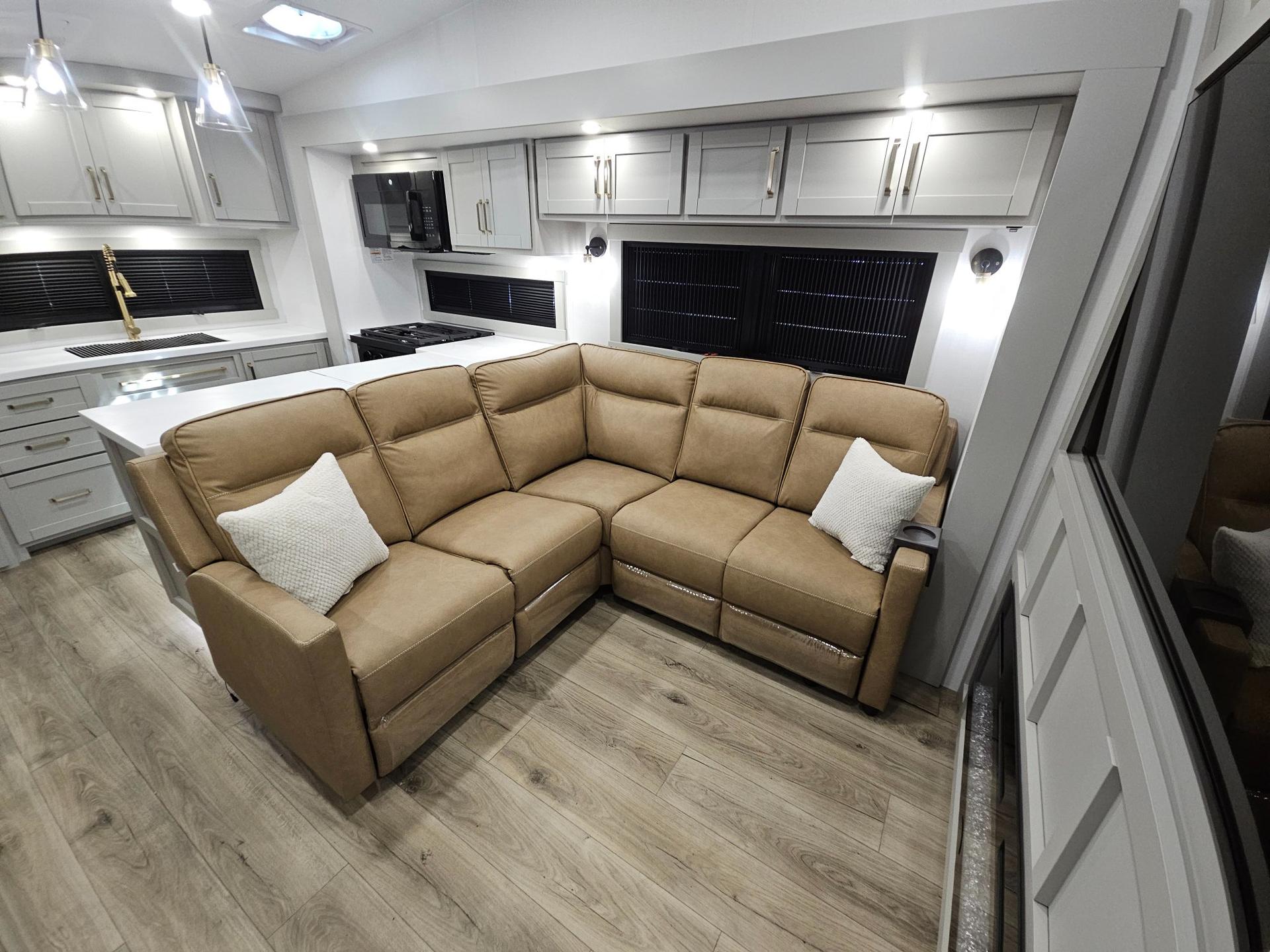 2026 Brinkley RV 2026 Brinkley RV Model Z - thumbnail 102