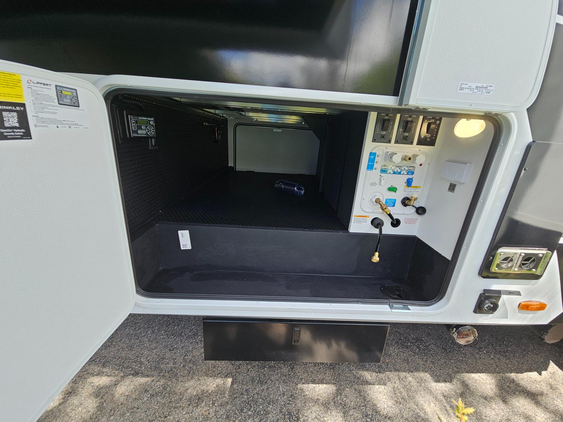 2026 Brinkley RV 2026 Brinkley RV Model Z - thumbnail 60