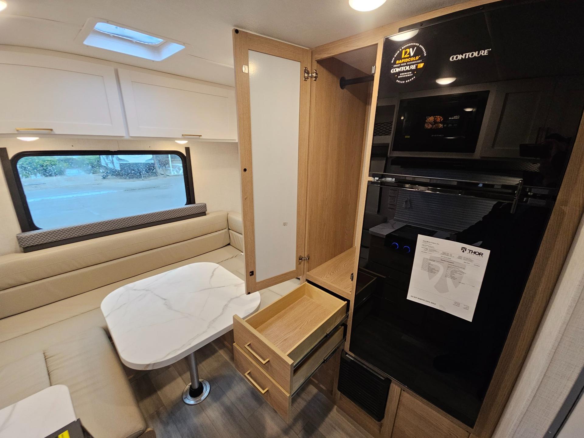 2027 Thor Motor Coach 2027 Thor Motor Coach Four Winds - thumbnail 23