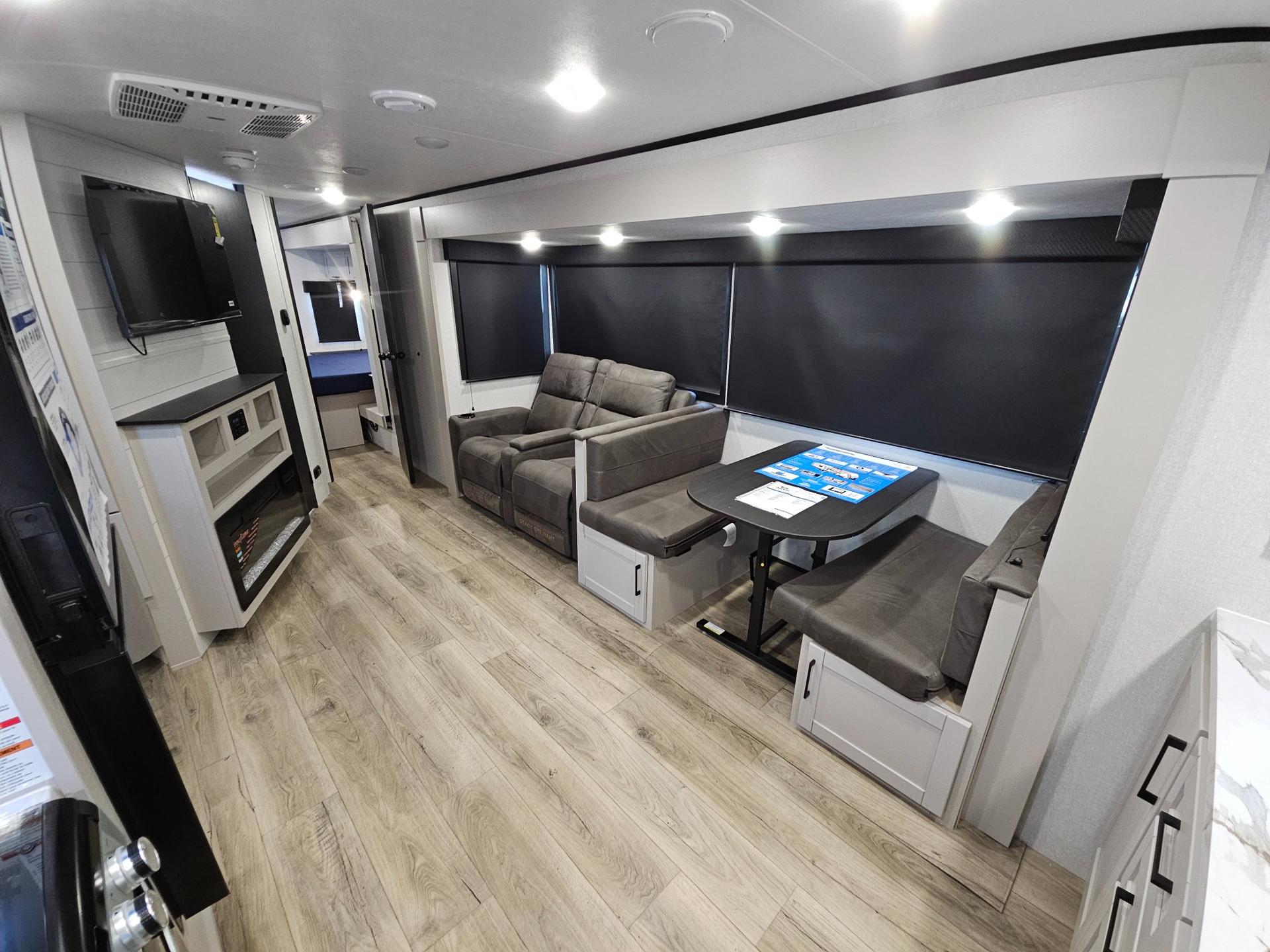 2026 Jayco 2026 Jayco Jay Feather - thumbnail 6