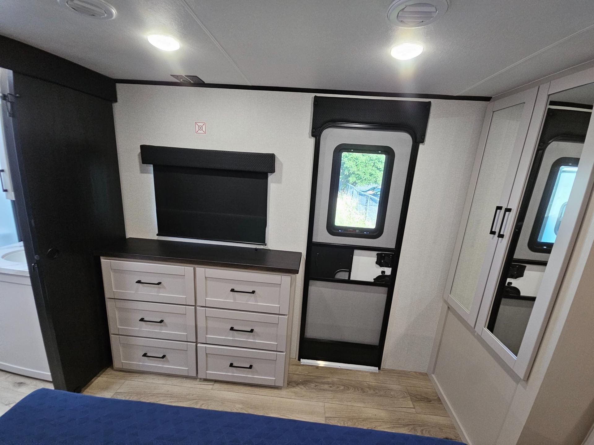 2026 Jayco 2026 Jayco Jay Feather - thumbnail 35