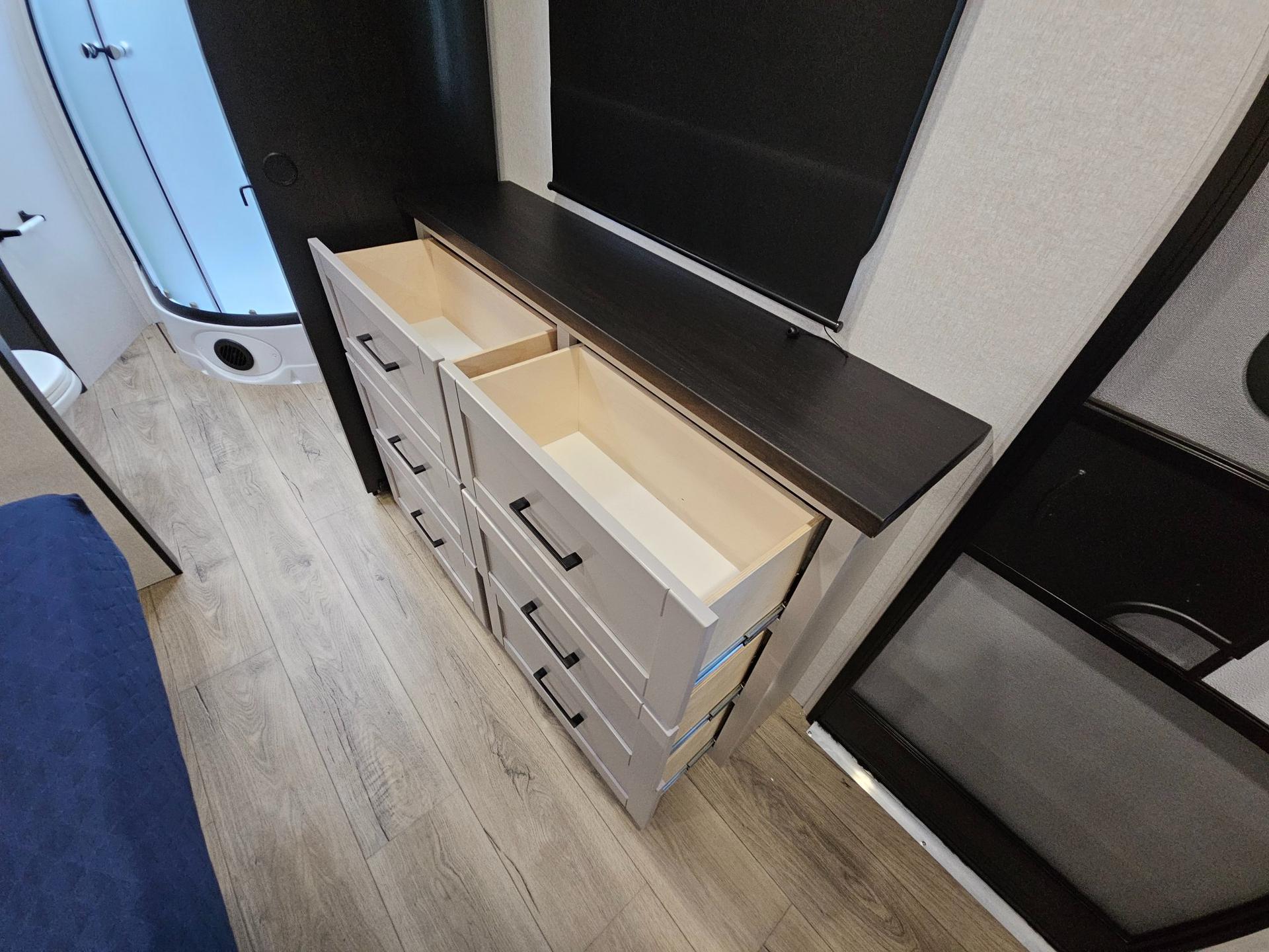 2026 Jayco 2026 Jayco Jay Feather - thumbnail 36