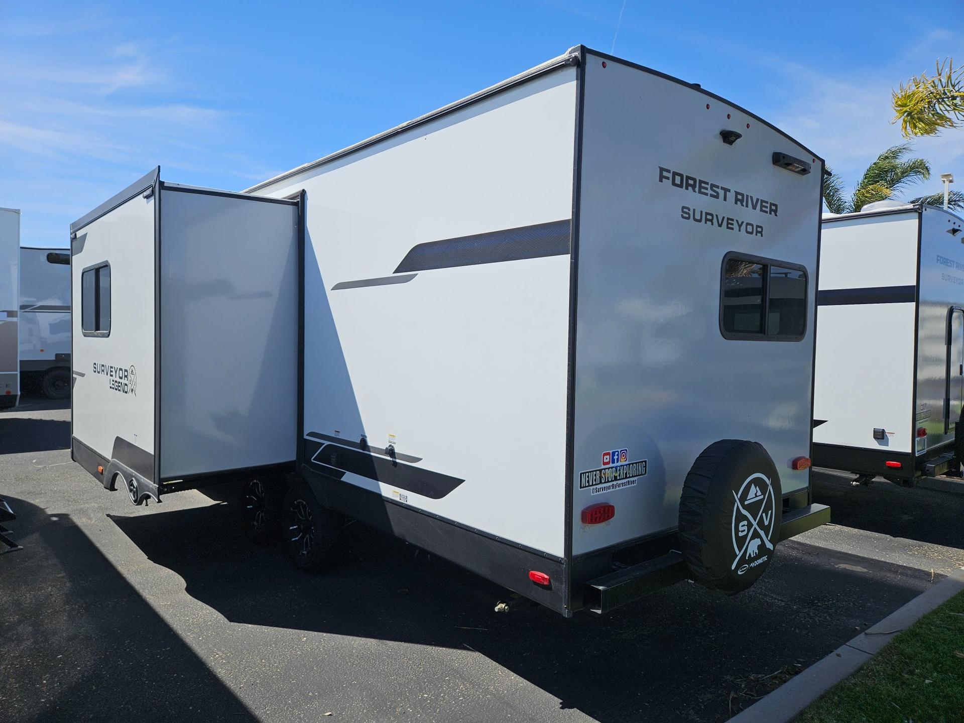 2026 Forest River RV 2026 Forest River RV Surveyor Legend - thumbnail 4