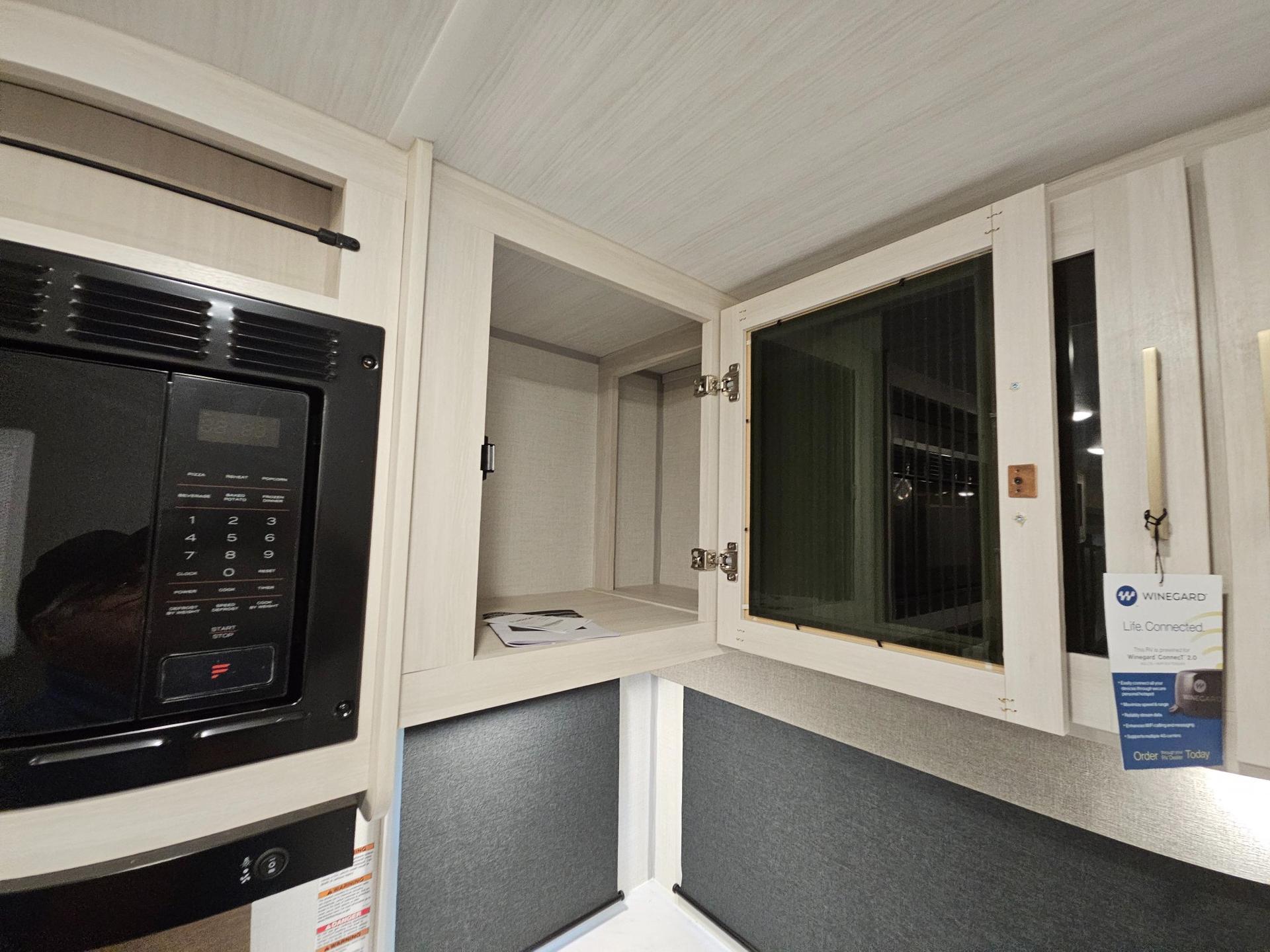 2026 Forest River RV 2026 Forest River RV Surveyor Legend - thumbnail 21