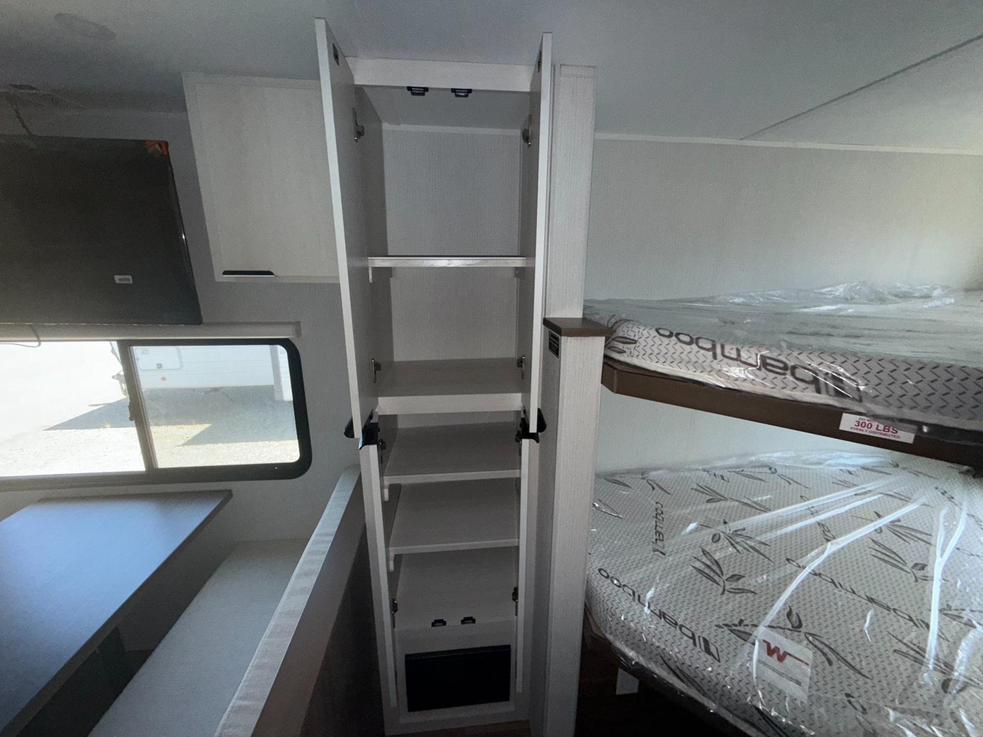 2026 Winnebago 2026 Winnebago Access - thumbnail 19