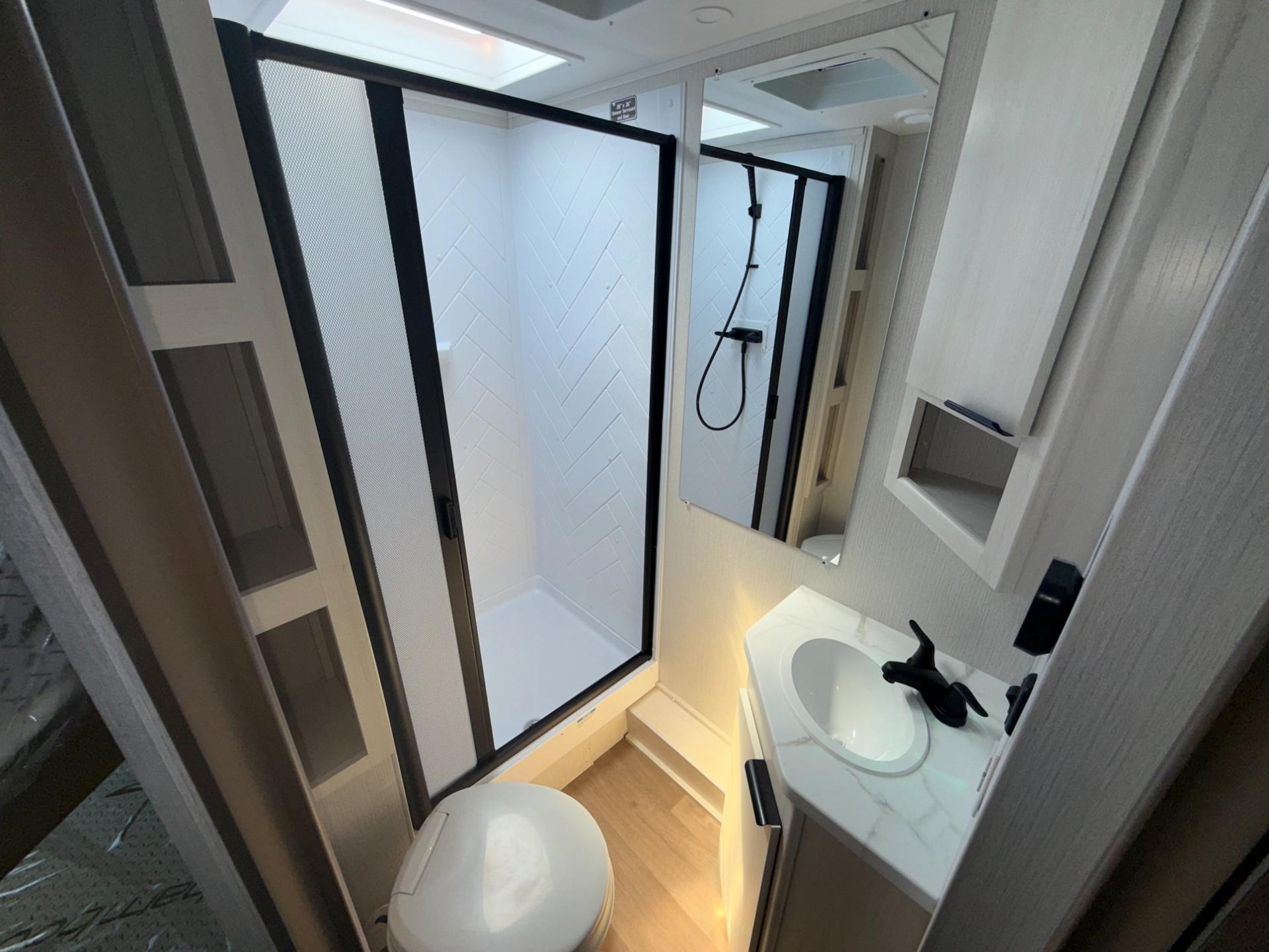 2026 Winnebago 2026 Winnebago Access - thumbnail 20