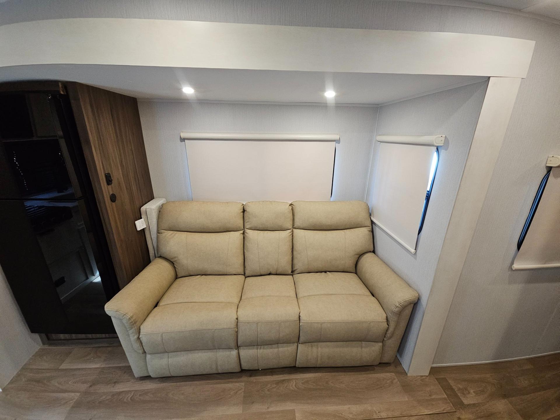 2026 Winnebago 2026 Winnebago Access - thumbnail 8