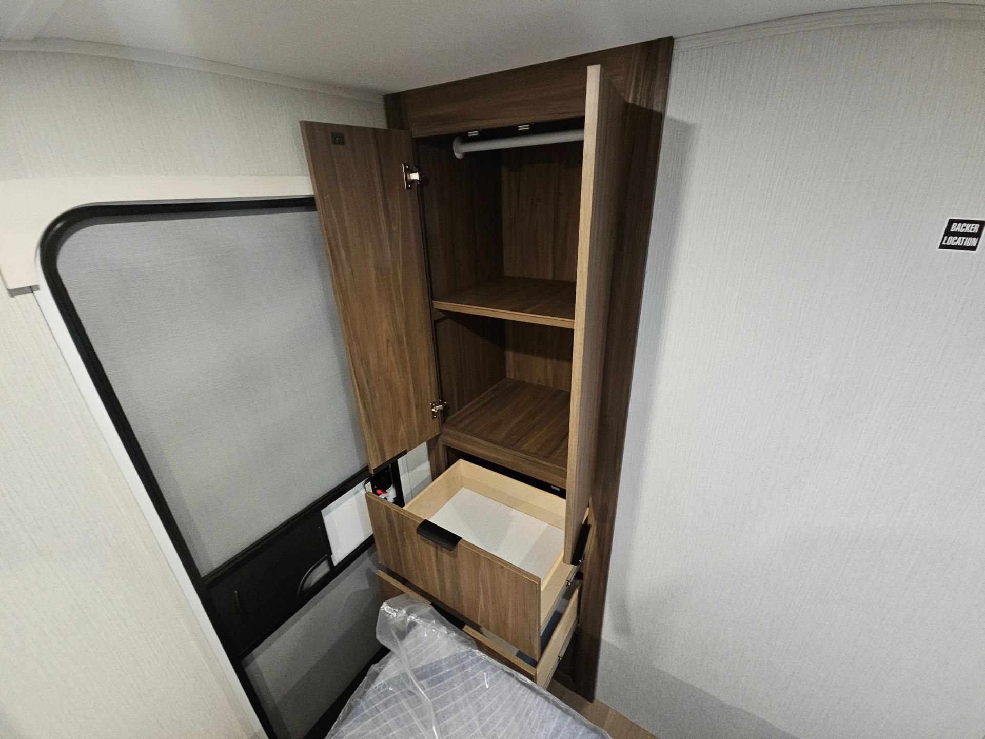 2026 Winnebago 2026 Winnebago Access - thumbnail 32