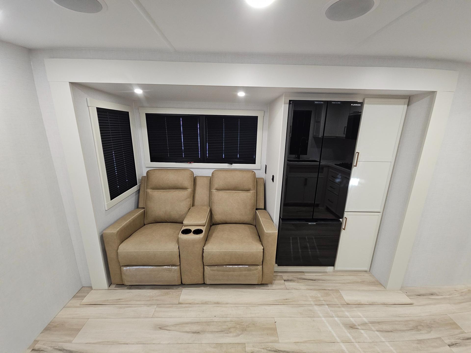 2026 Brinkley RV 2026 Brinkley RV Model I - thumbnail 7