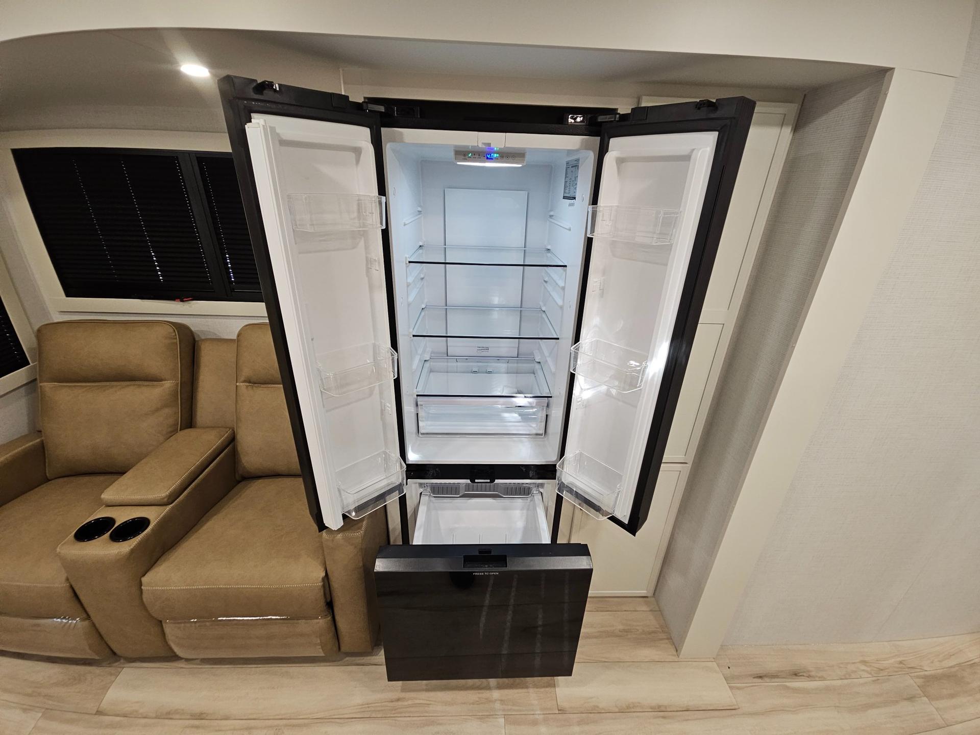 2026 Brinkley RV 2026 Brinkley RV Model I - thumbnail 9