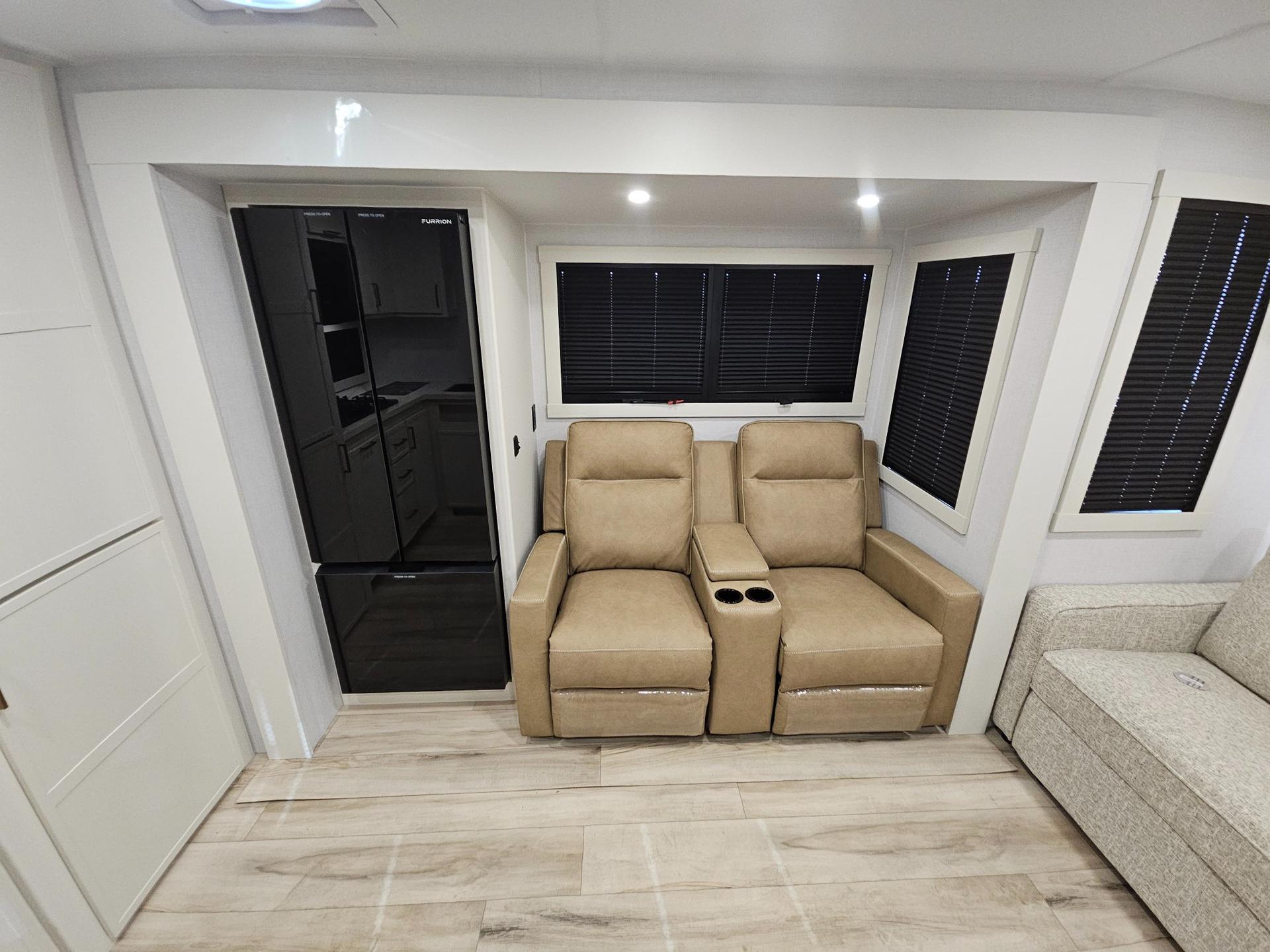 2026 Brinkley RV 2026 Brinkley RV Model I - thumbnail 7