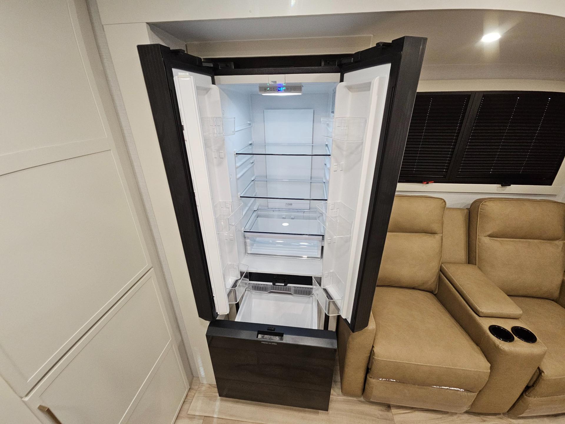 2026 Brinkley RV 2026 Brinkley RV Model I - thumbnail 9