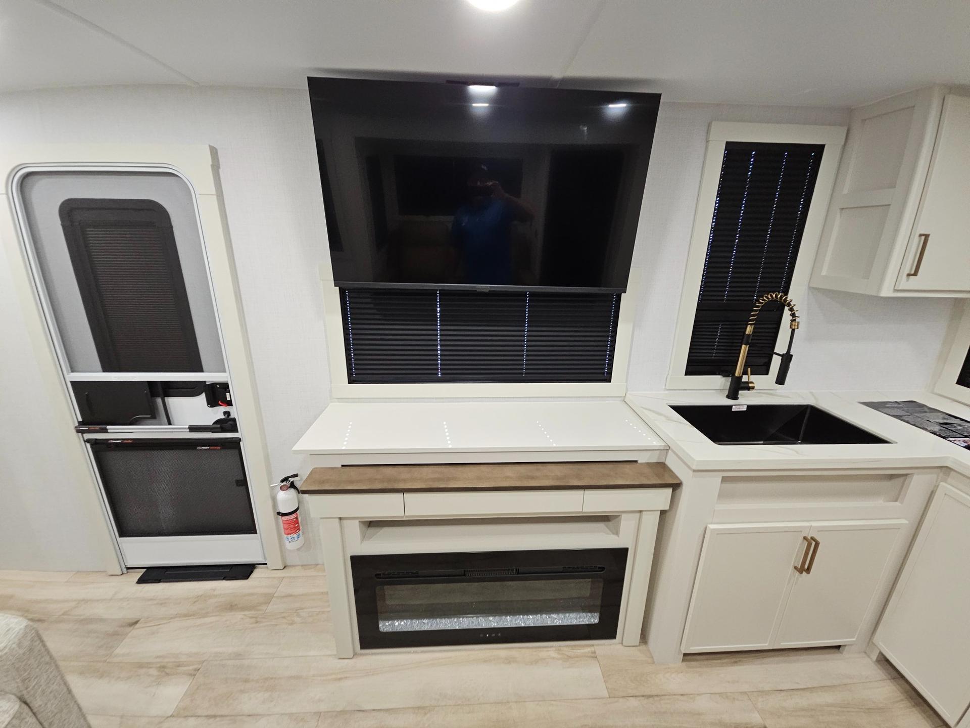 2026 Brinkley RV 2026 Brinkley RV Model I - thumbnail 19