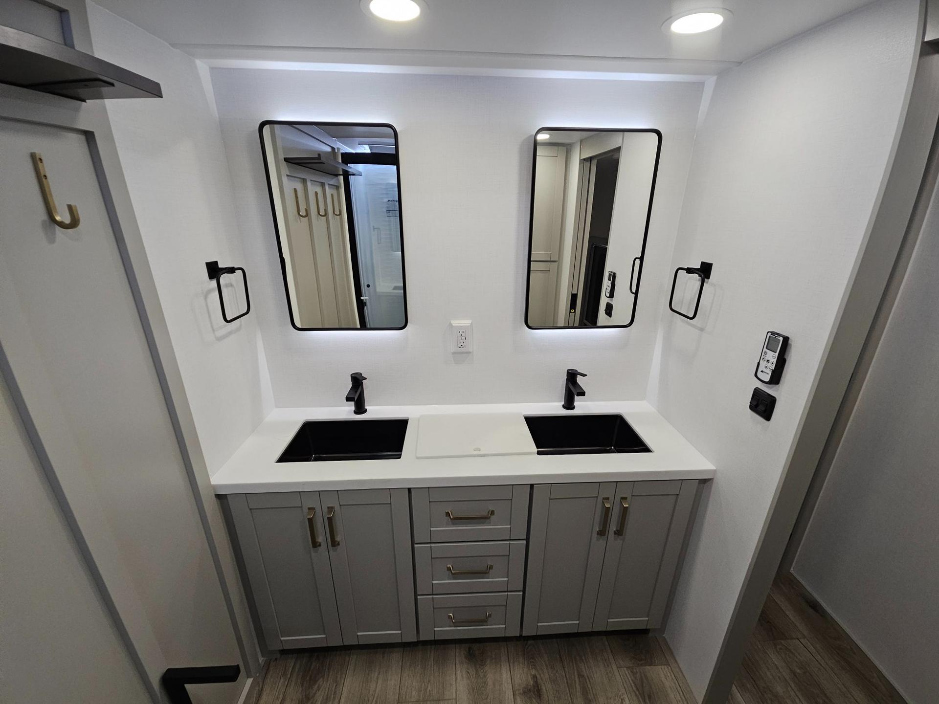 2026 Brinkley RV 2026 Brinkley RV Model Z - thumbnail 44