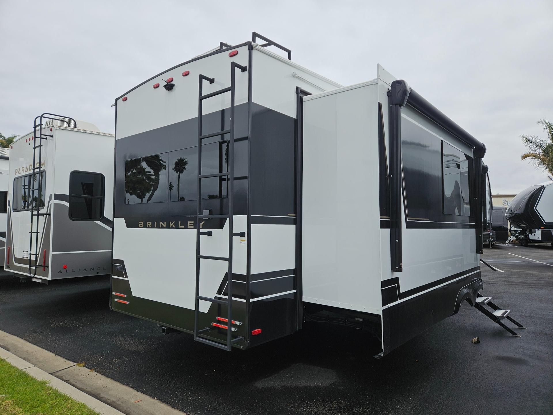 2026 Brinkley RV 2026 Brinkley RV Model Z - thumbnail 3
