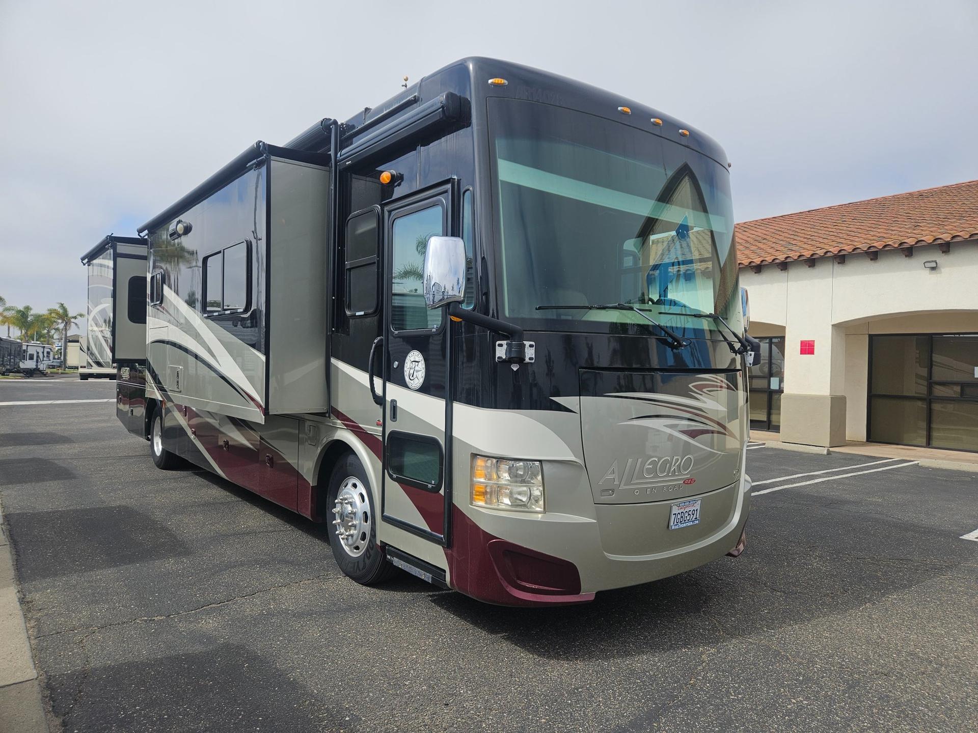 2014 Tiffin Motor Coach Allegro Red 38QRA