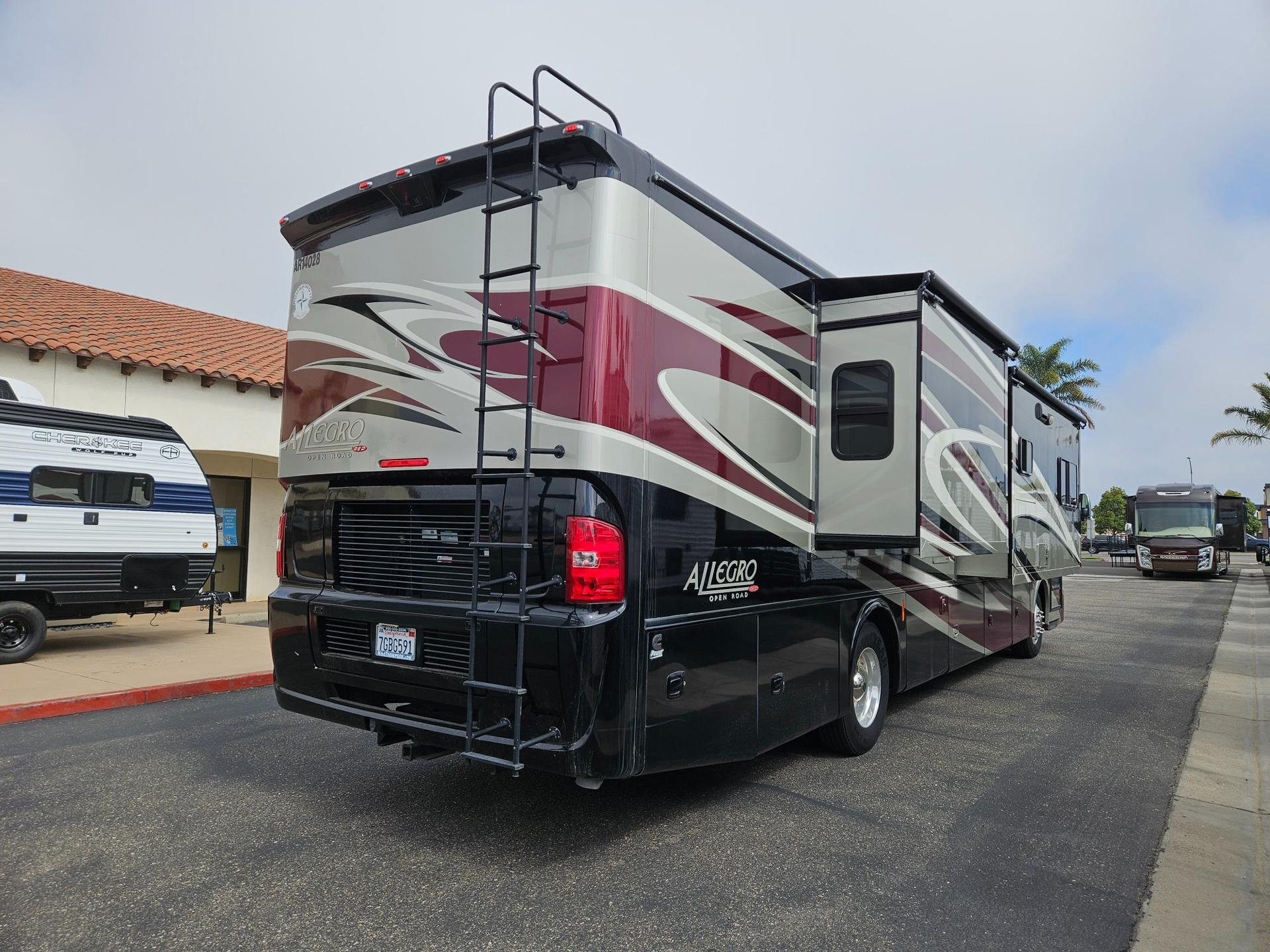 2014 Tiffin Motor Coach 2014 Tiffin Motor Coach Allegro Red - thumbnail 2
