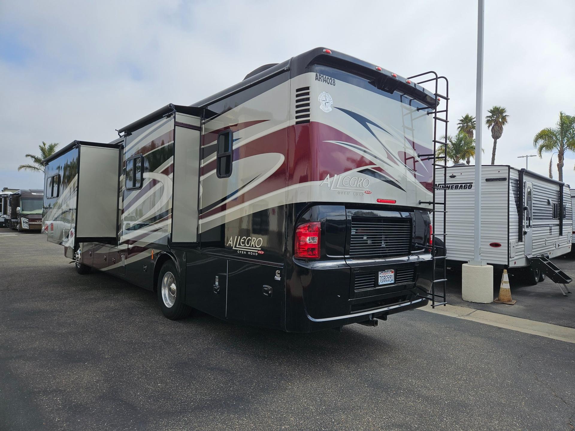 2014 Tiffin Motor Coach 2014 Tiffin Motor Coach Allegro Red - thumbnail 3