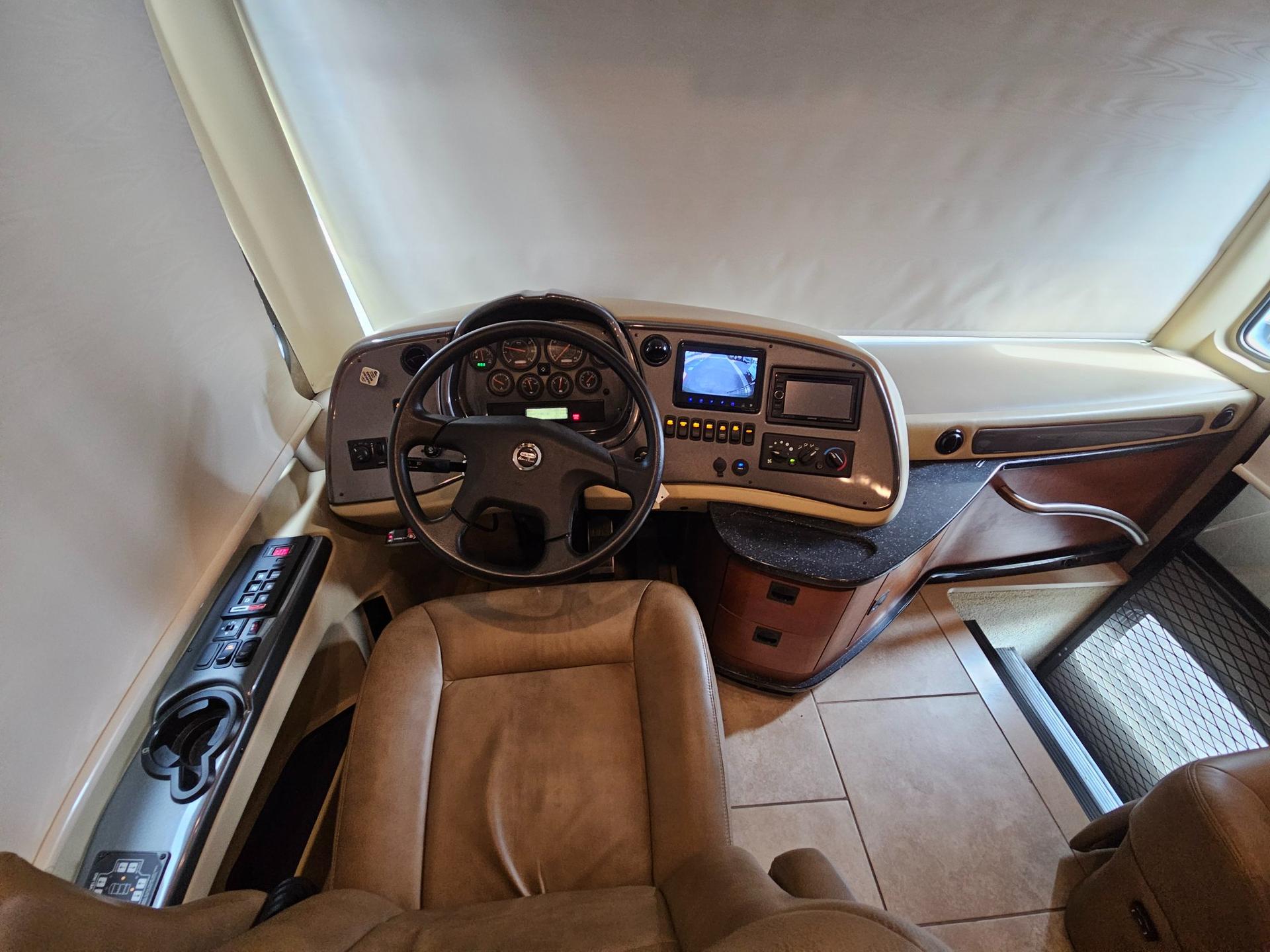 2014 Tiffin Motor Coach 2014 Tiffin Motor Coach Allegro Red - thumbnail 42