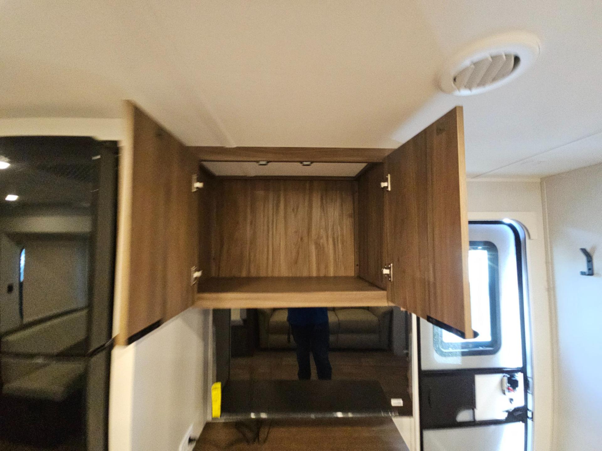 2026 Winnebago 2026 Winnebago Access - thumbnail 11