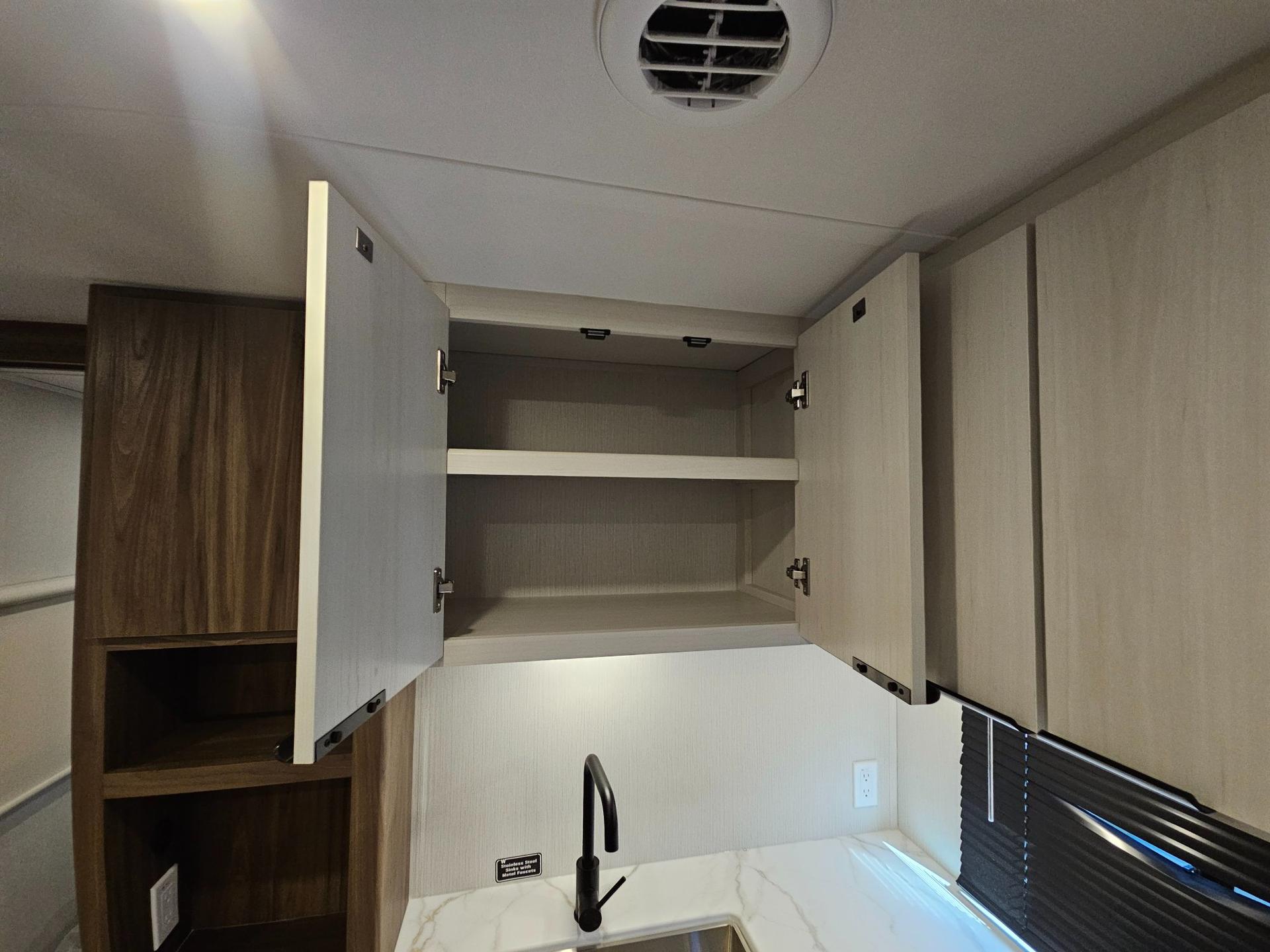 2026 Winnebago 2026 Winnebago Access - thumbnail 19