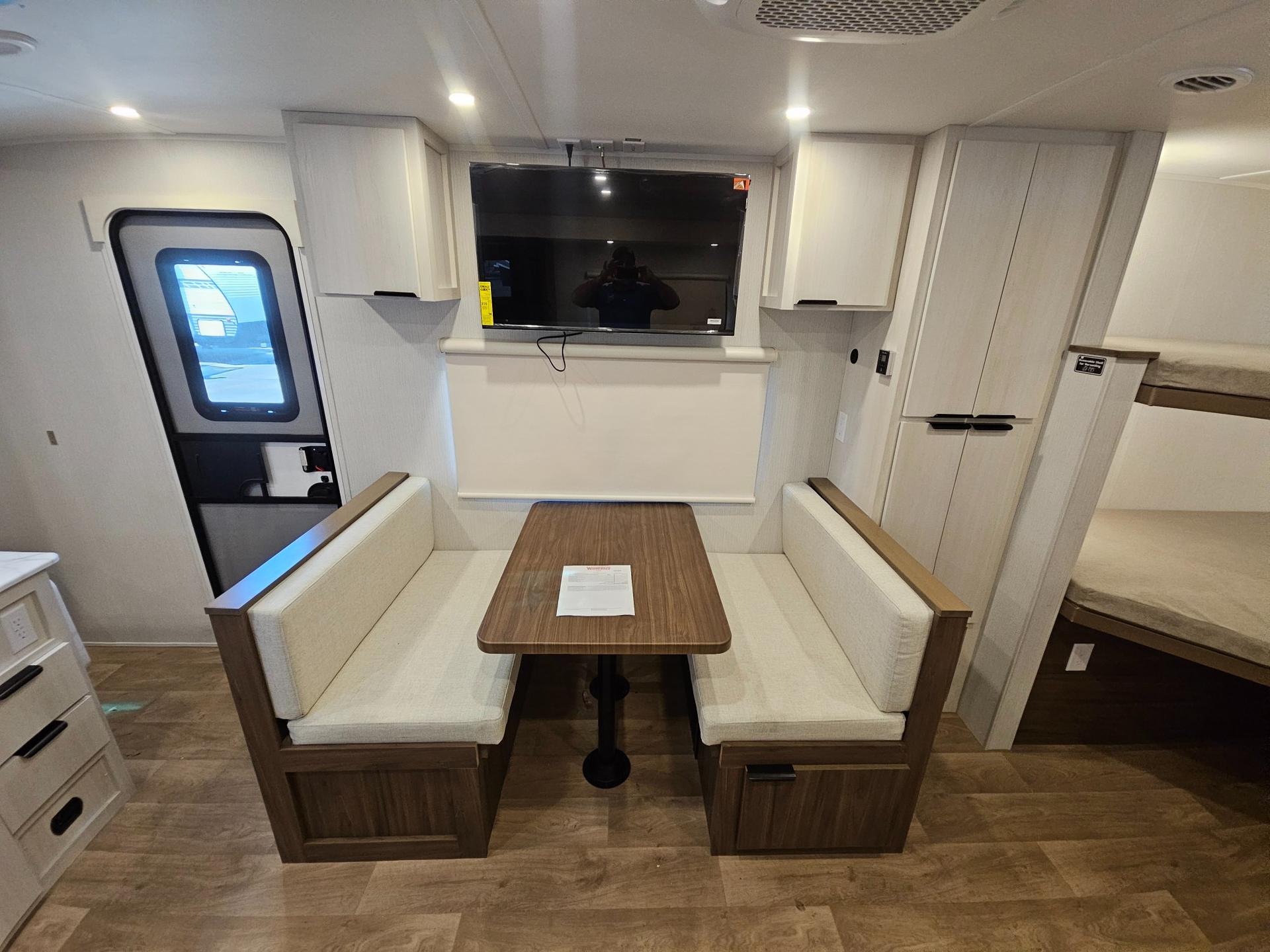 2026 Winnebago 2026 Winnebago Access - thumbnail 8