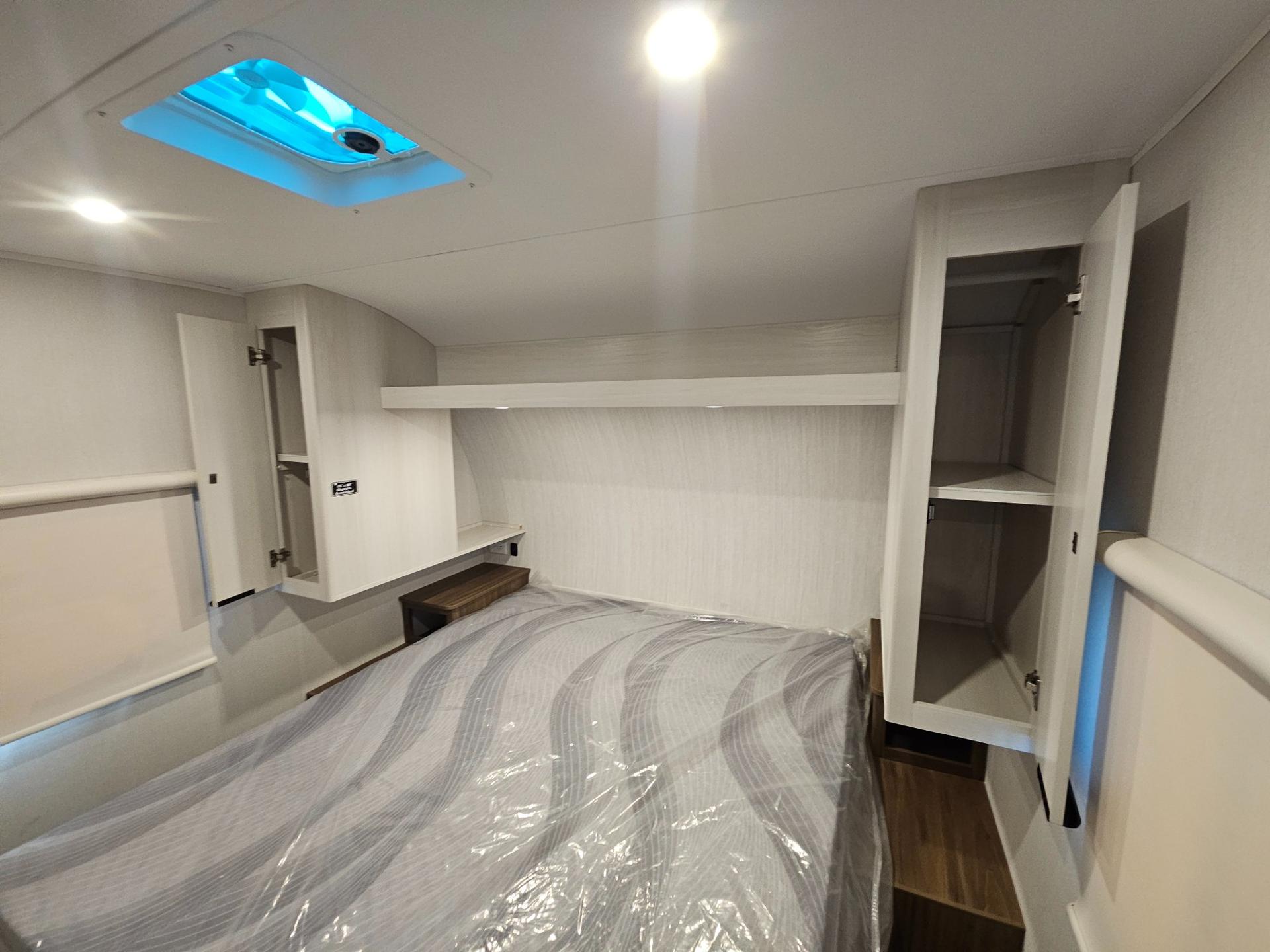 2026 Winnebago 2026 Winnebago Access - thumbnail 25