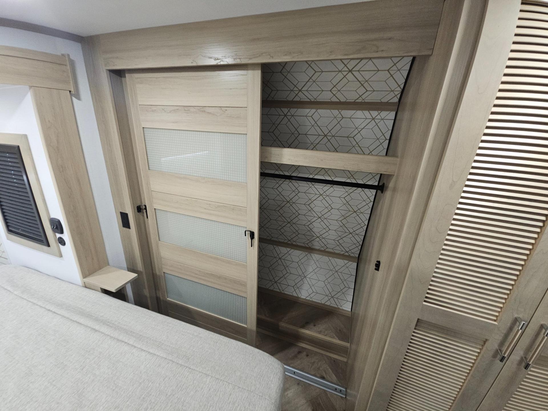 2026 Keystone RV 2026 Keystone RV Raptor  - thumbnail 32