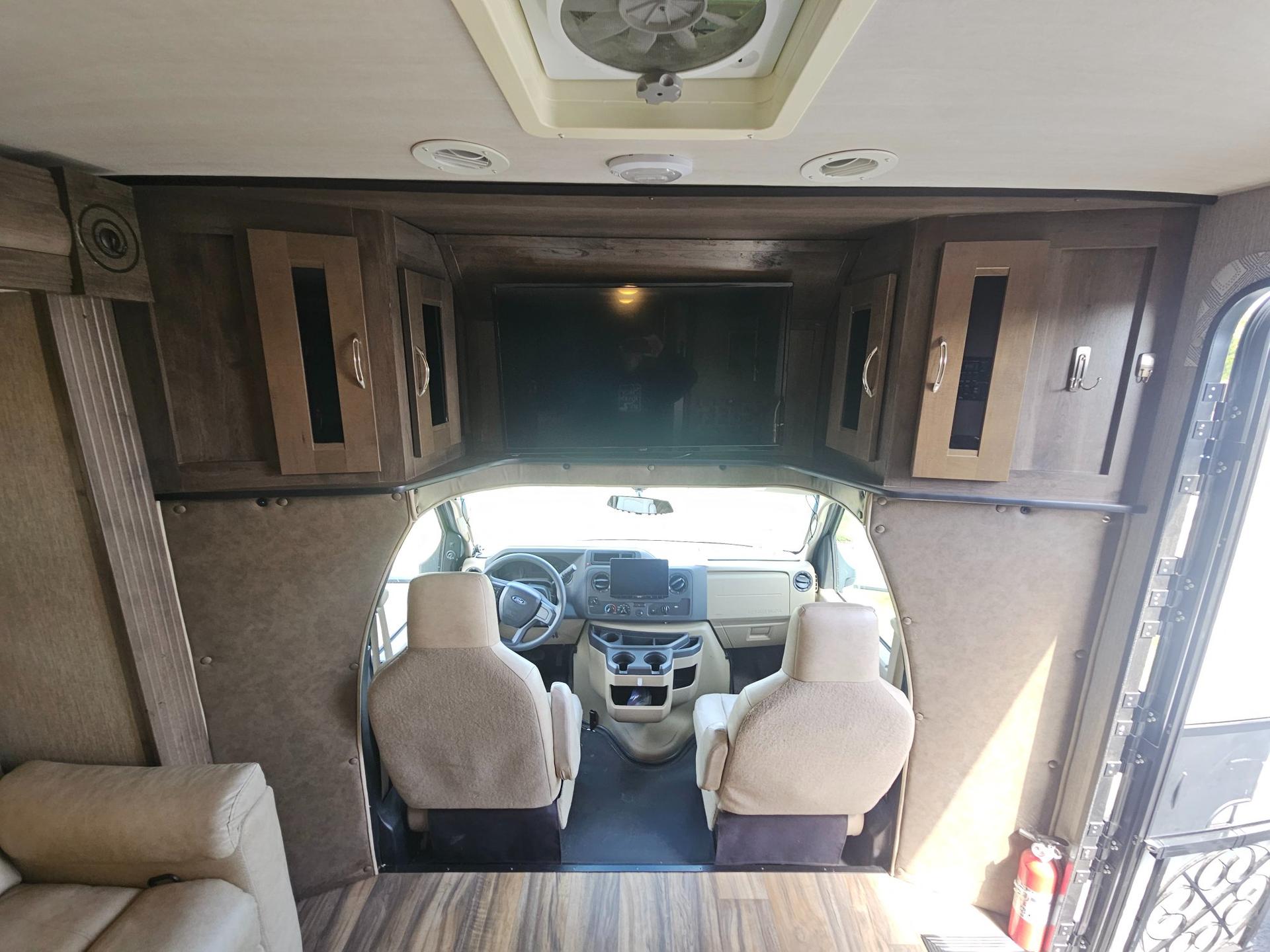 2022 Nexus RV 2022 Nexus RV Viper - thumbnail 25