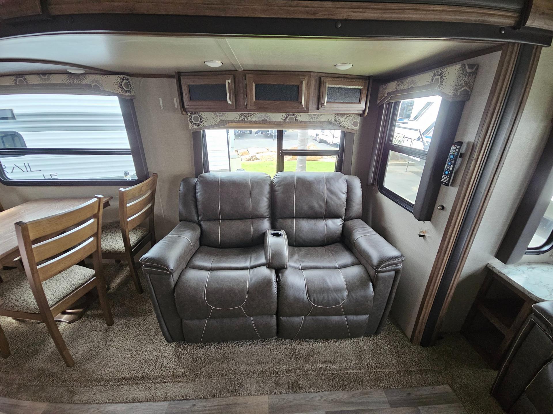 2018 Keystone RV 2018 Keystone RV Cougar Half-Ton - thumbnail 103