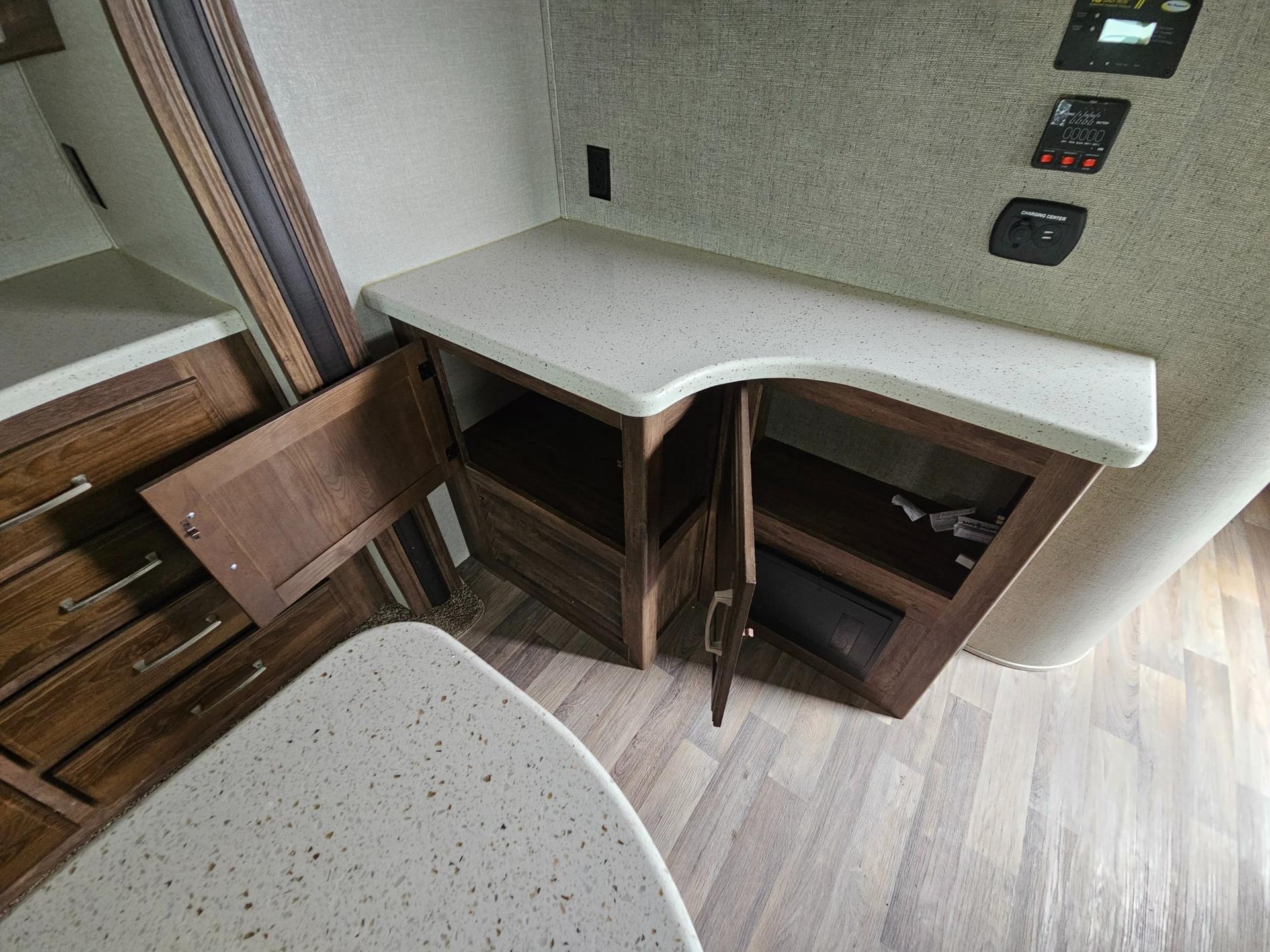 2018 Keystone RV 2018 Keystone RV Cougar Half-Ton - thumbnail 122