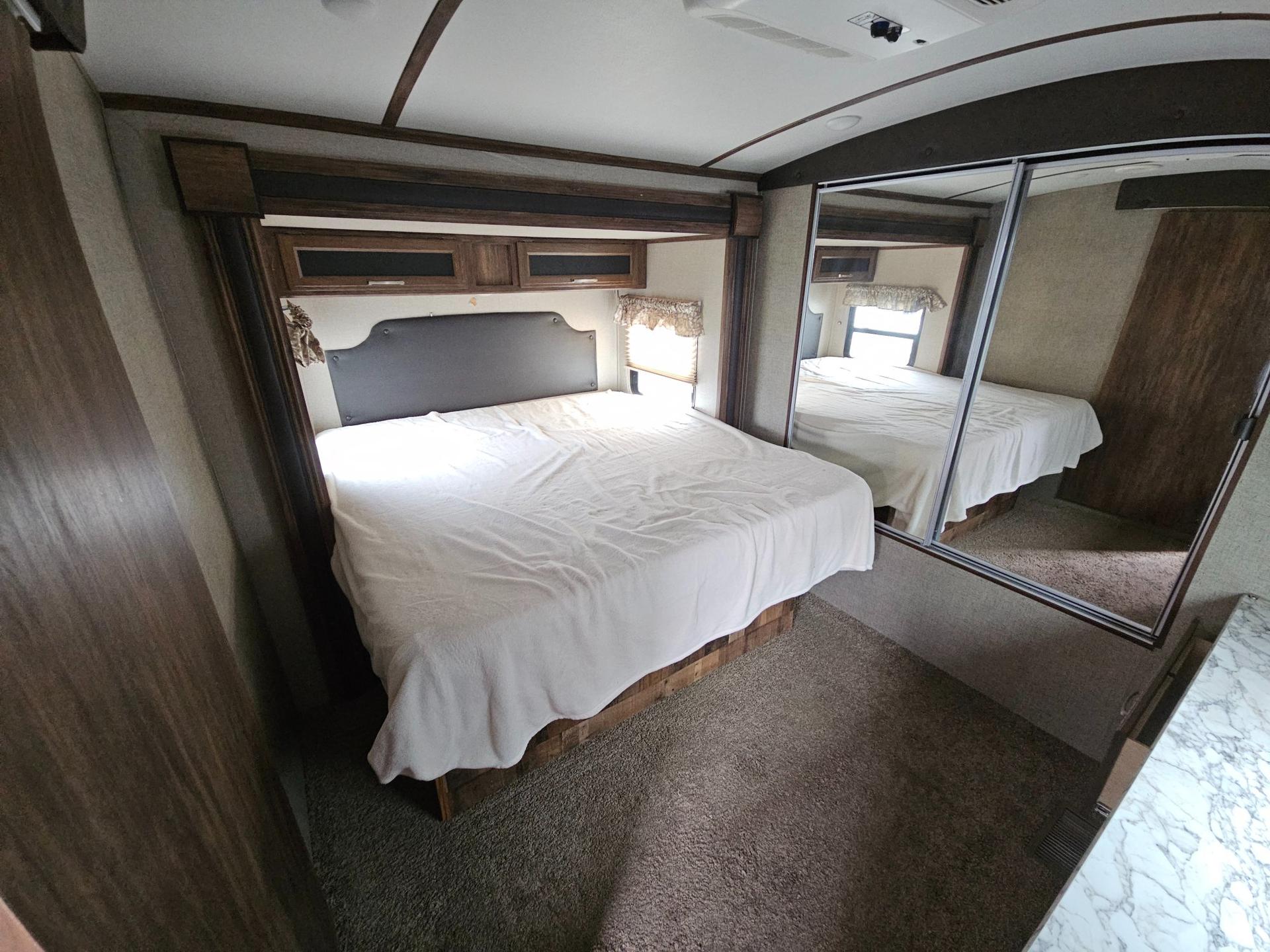 2018 Keystone RV 2018 Keystone RV Cougar Half-Ton - thumbnail 123