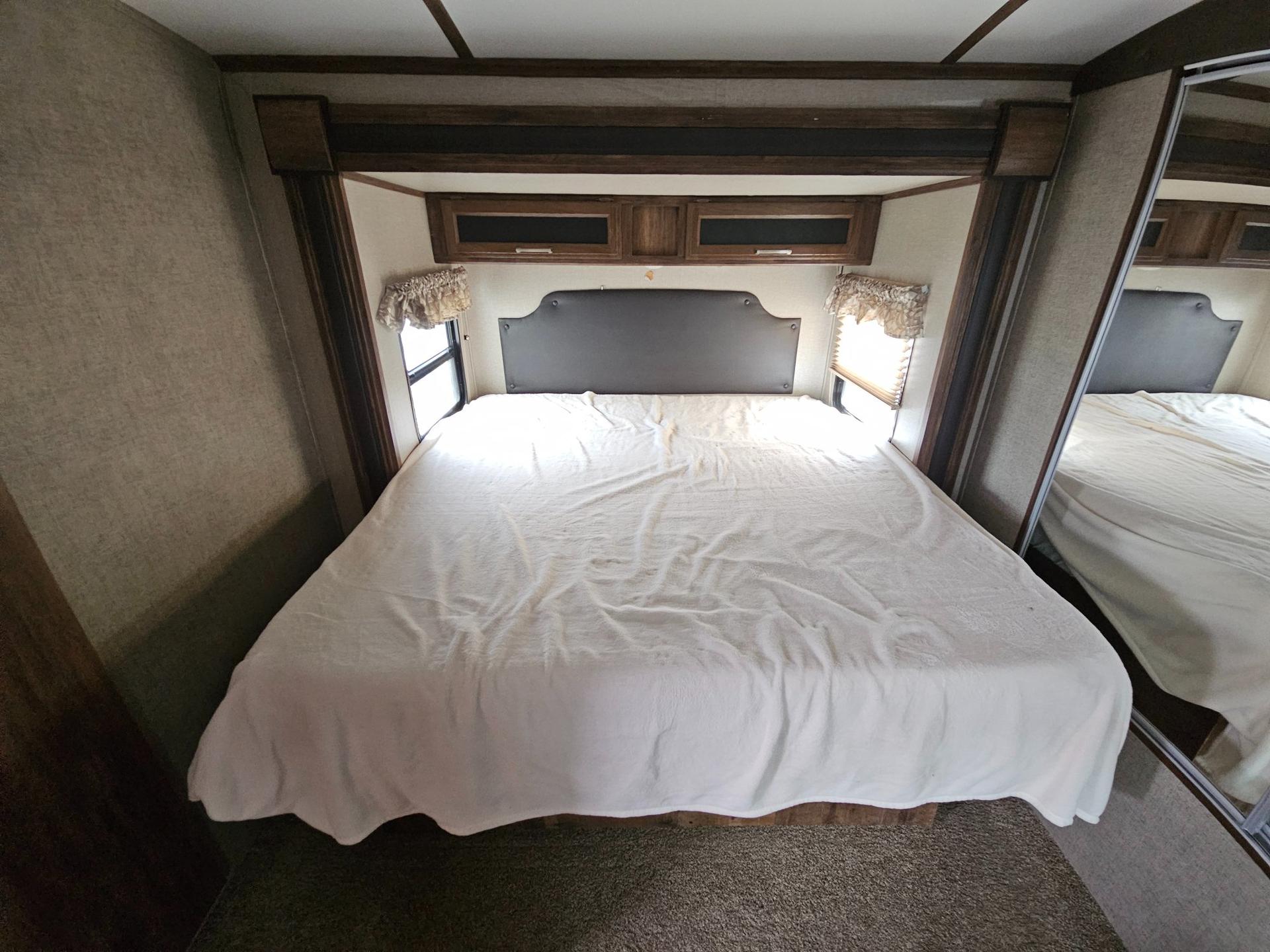 2018 Keystone RV 2018 Keystone RV Cougar Half-Ton - thumbnail 124