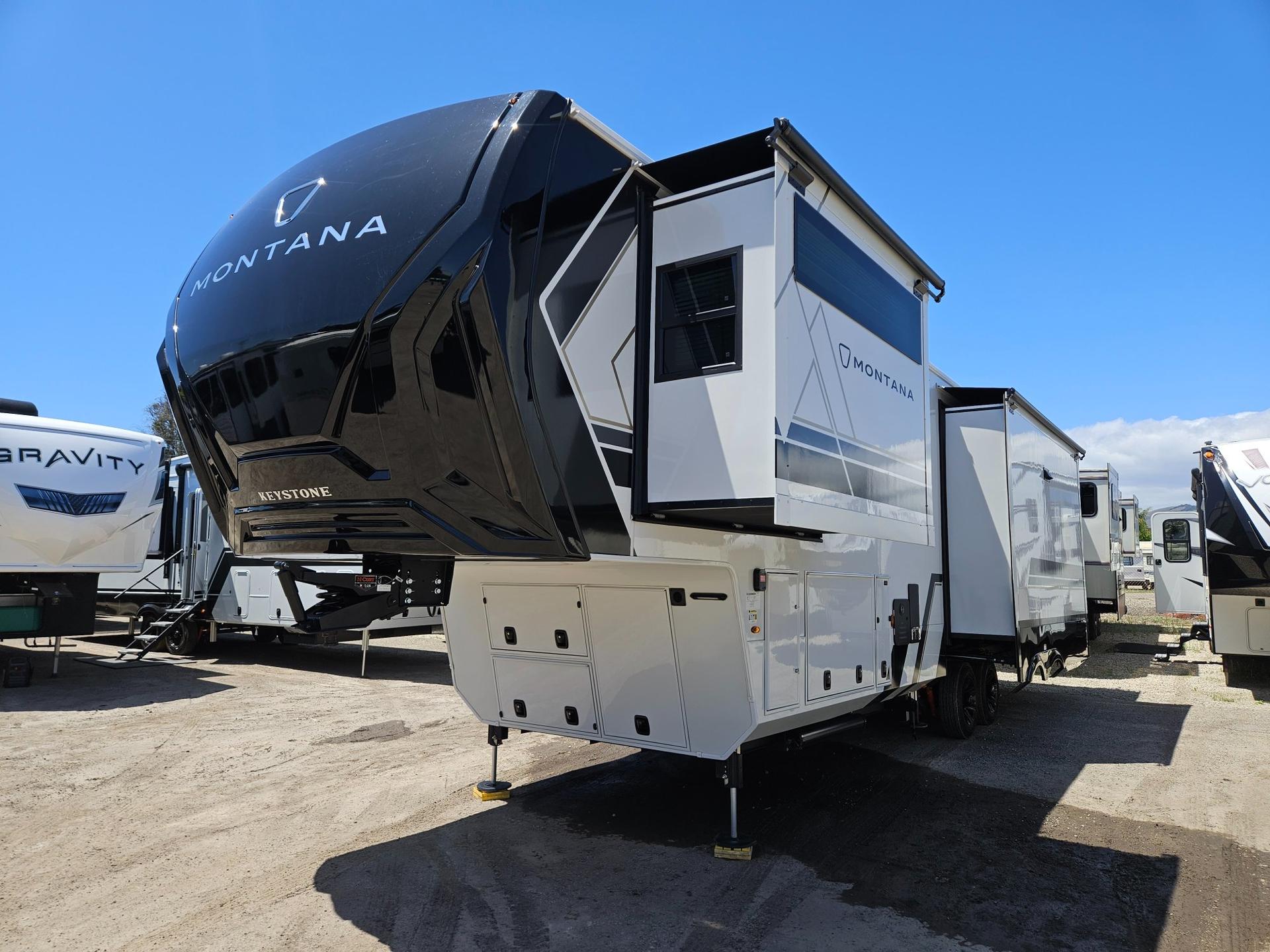 2026 Keystone RV 2026 Keystone RV Montana - thumbnail 5