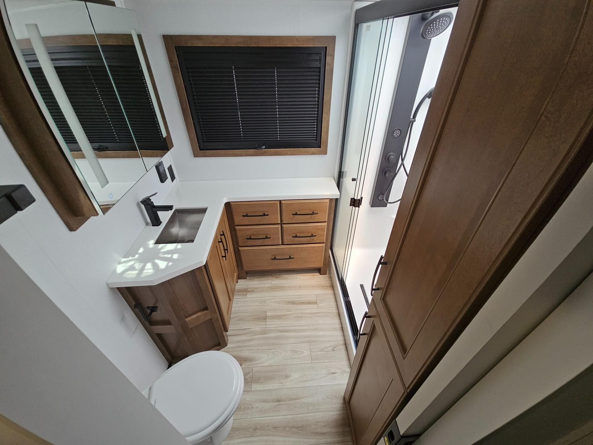 2026 Keystone RV 2026 Keystone RV Montana - thumbnail 32