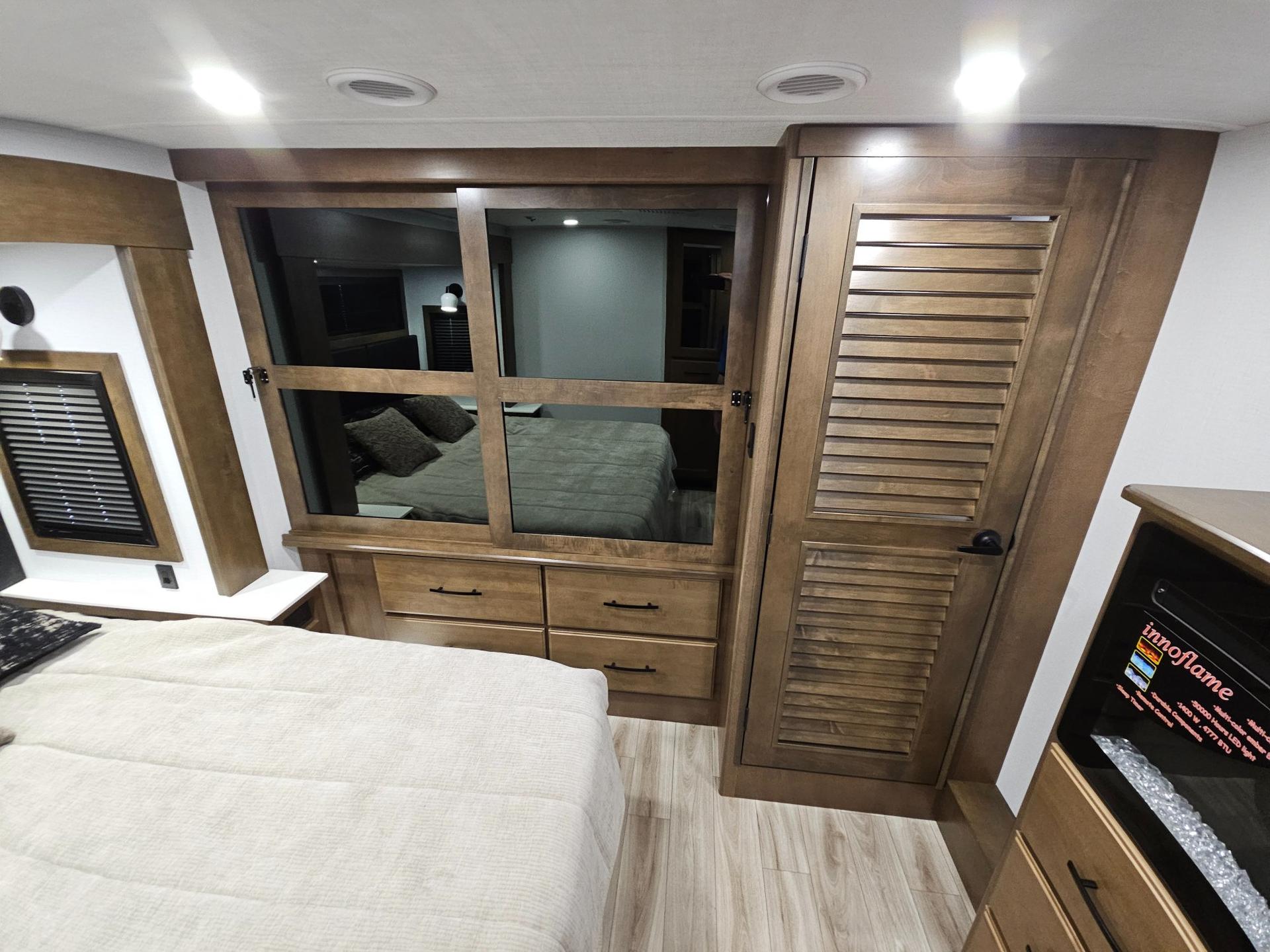 2026 Keystone RV 2026 Keystone RV Montana - thumbnail 42