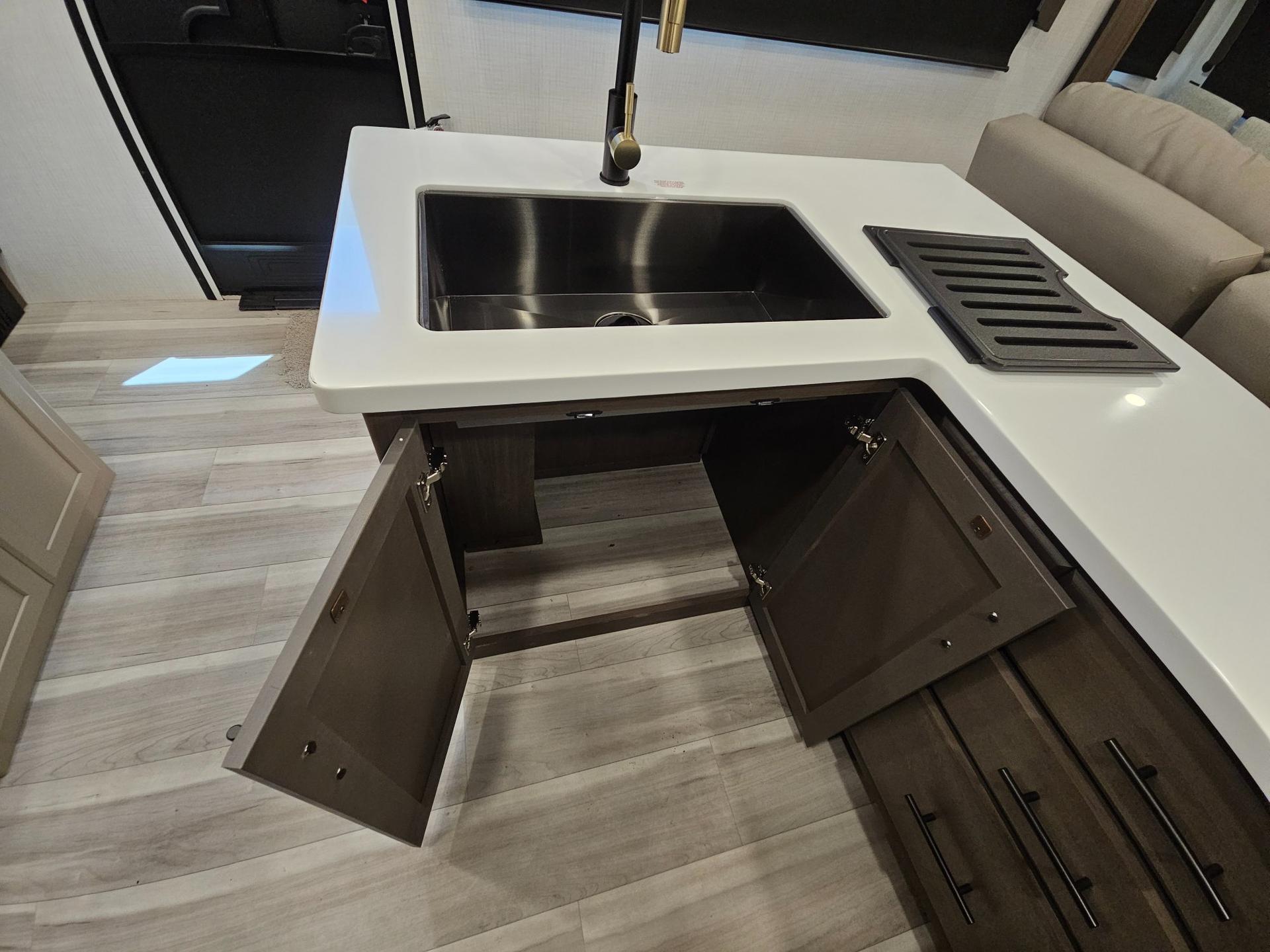 2026 Keystone RV 2026 Keystone RV Cougar - thumbnail 17