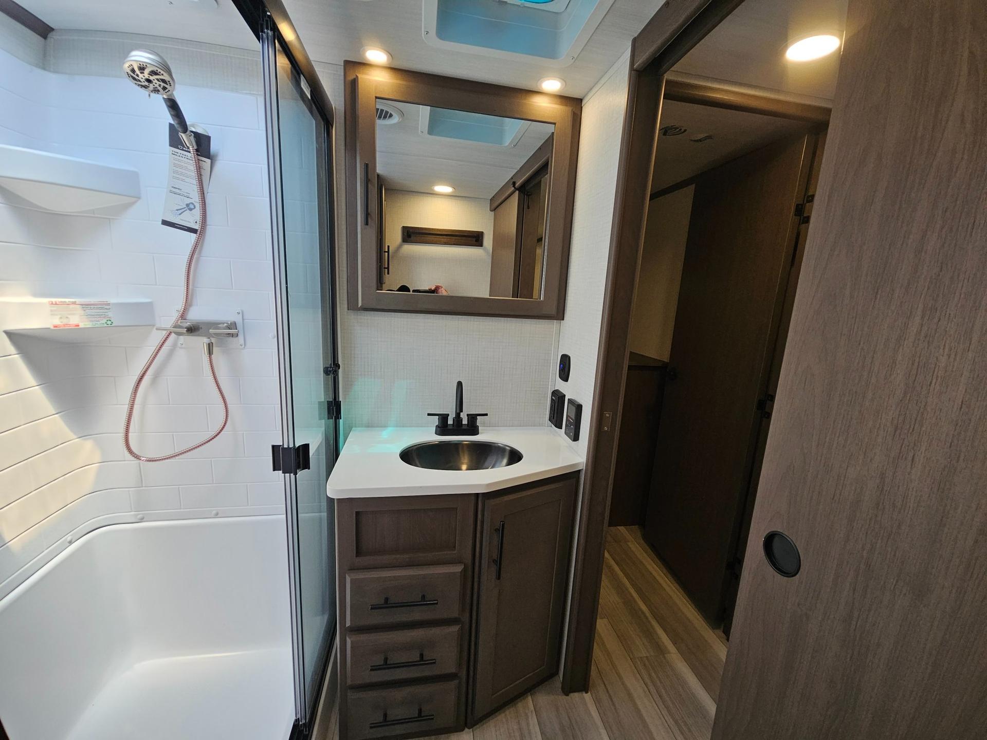 2026 Keystone RV 2026 Keystone RV Cougar - thumbnail 31
