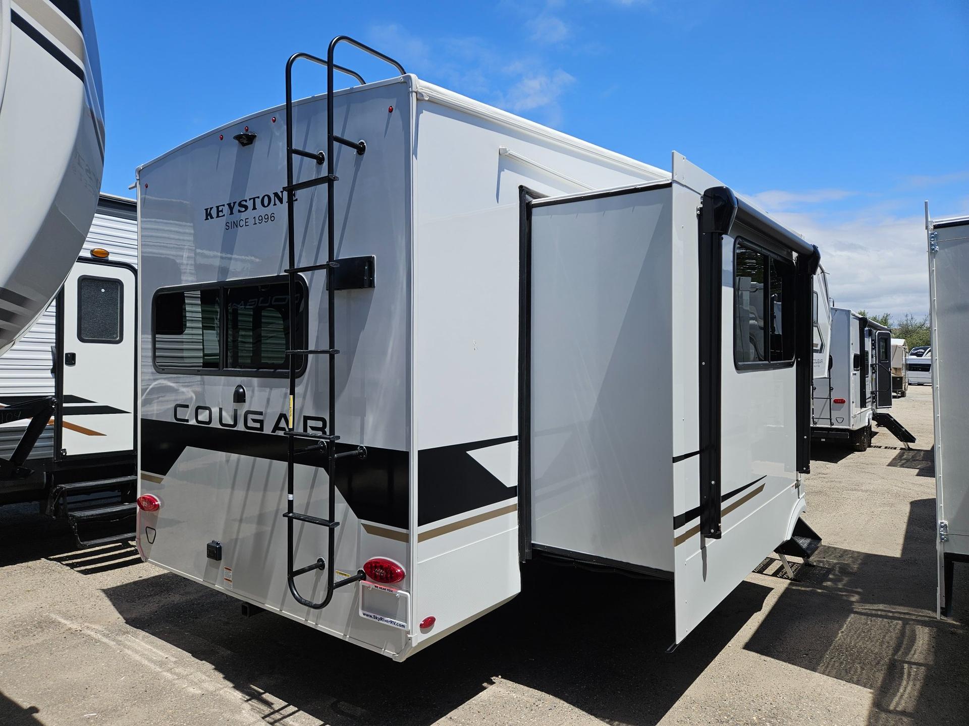 2026 Keystone RV 2026 Keystone RV Cougar Half-Ton - thumbnail 2