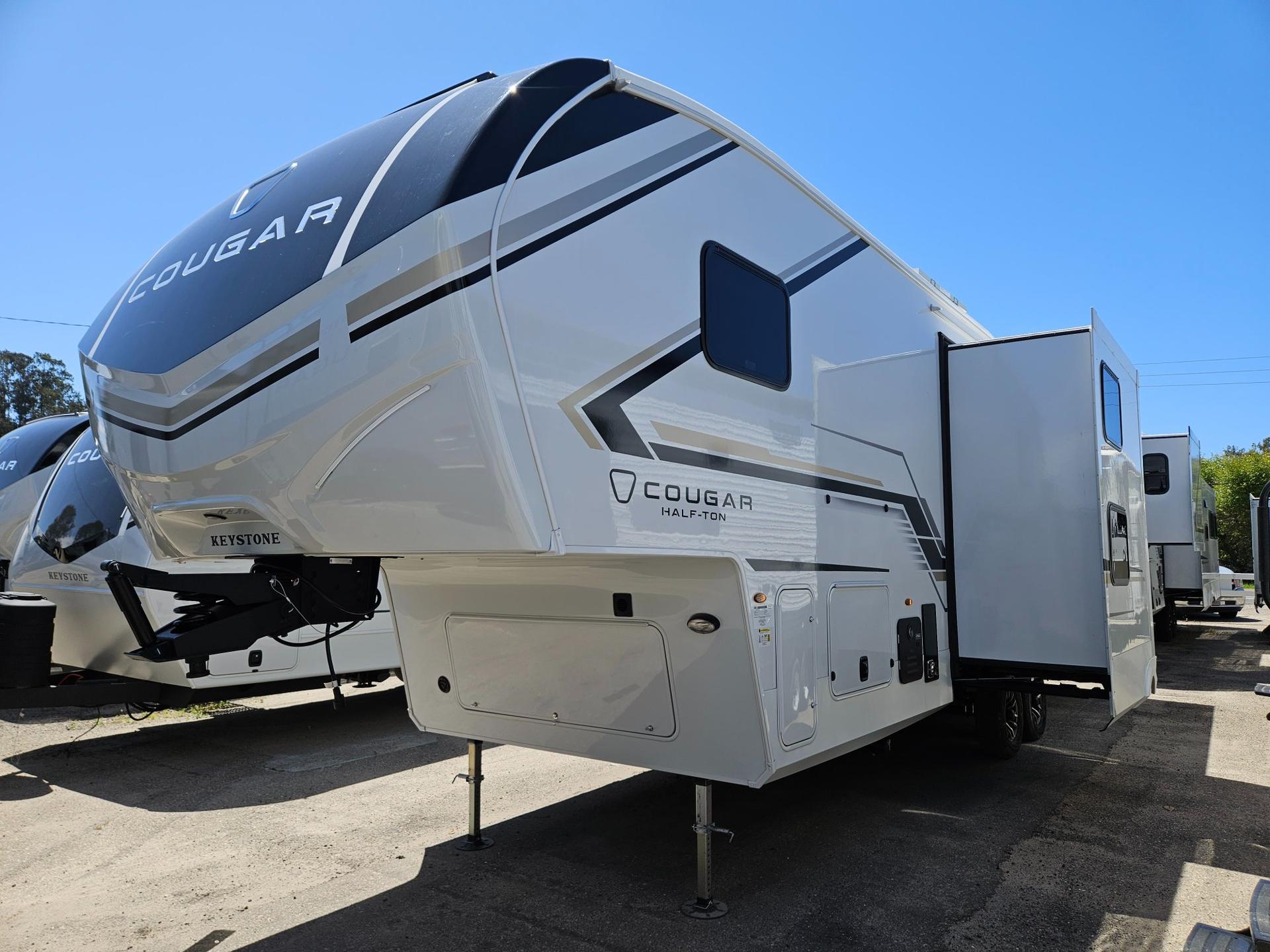 2026 Keystone RV 2026 Keystone RV Cougar Half-Ton - thumbnail 4