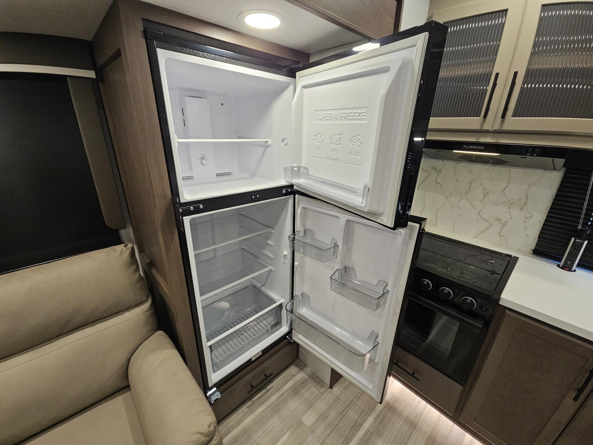 2026 Keystone RV 2026 Keystone RV Cougar Half-Ton - thumbnail 8
