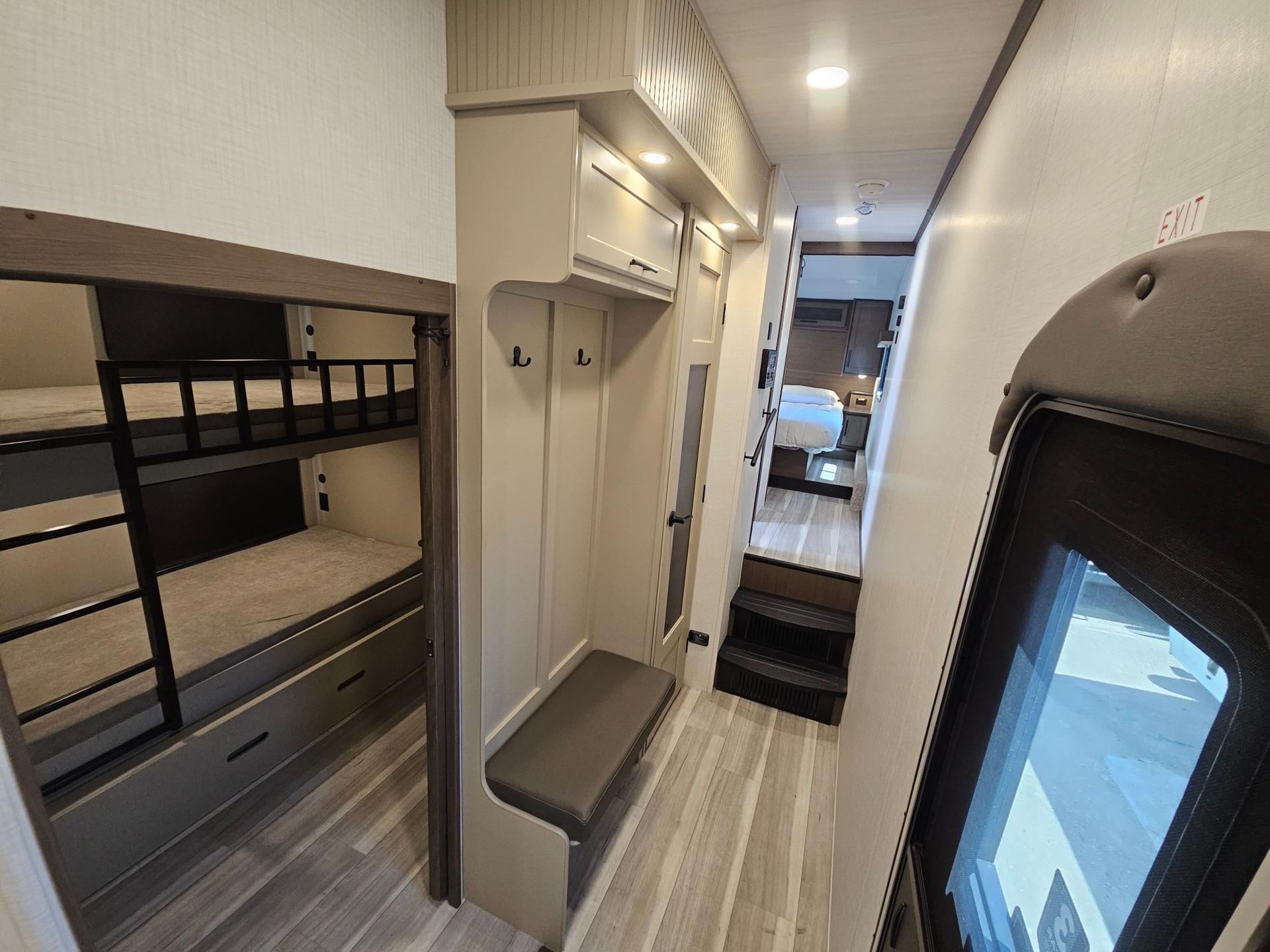 2026 Keystone RV 2026 Keystone RV Cougar Half-Ton - thumbnail 26