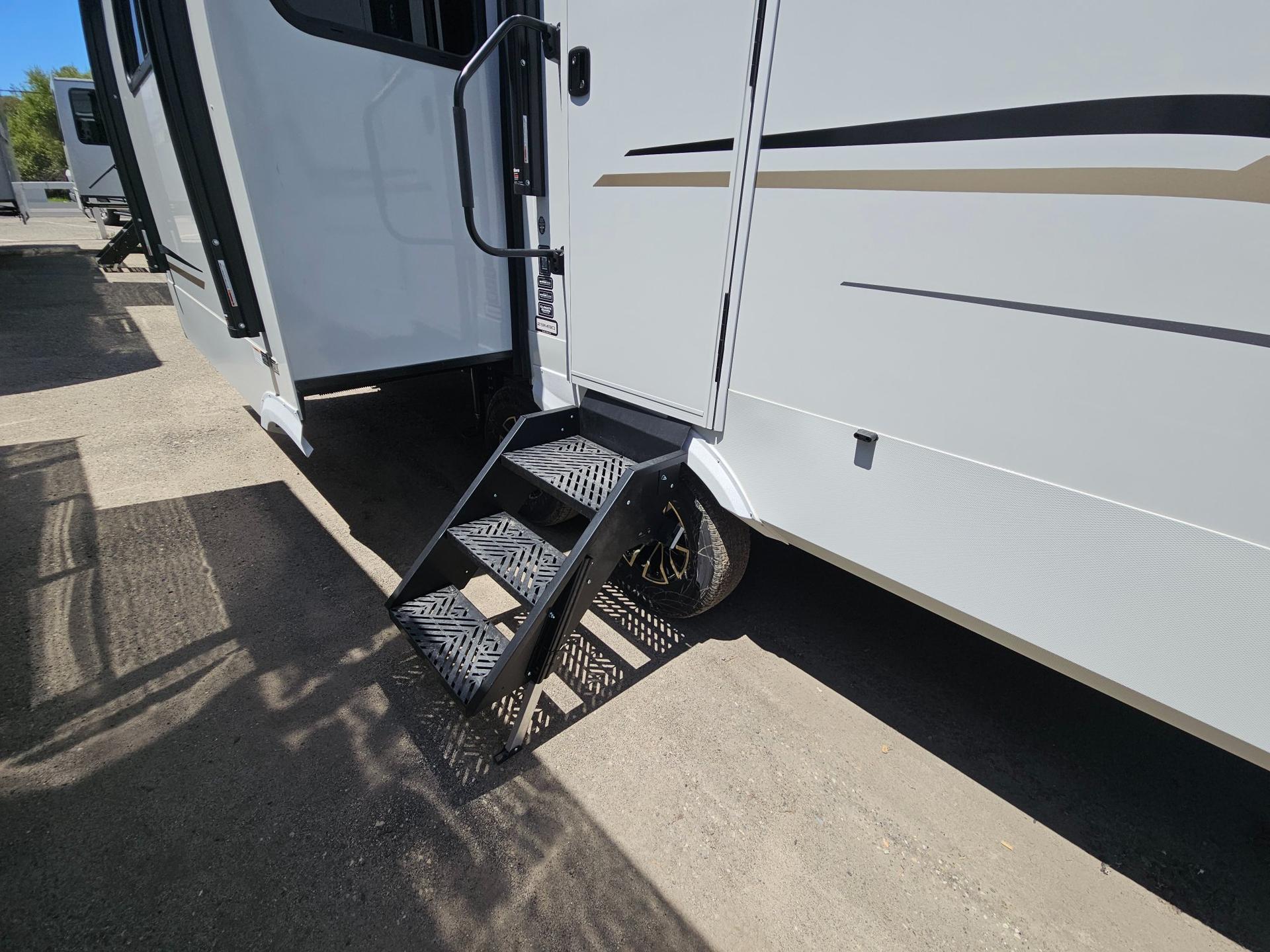 2026 Keystone RV 2026 Keystone RV Cougar Half-Ton - thumbnail 47