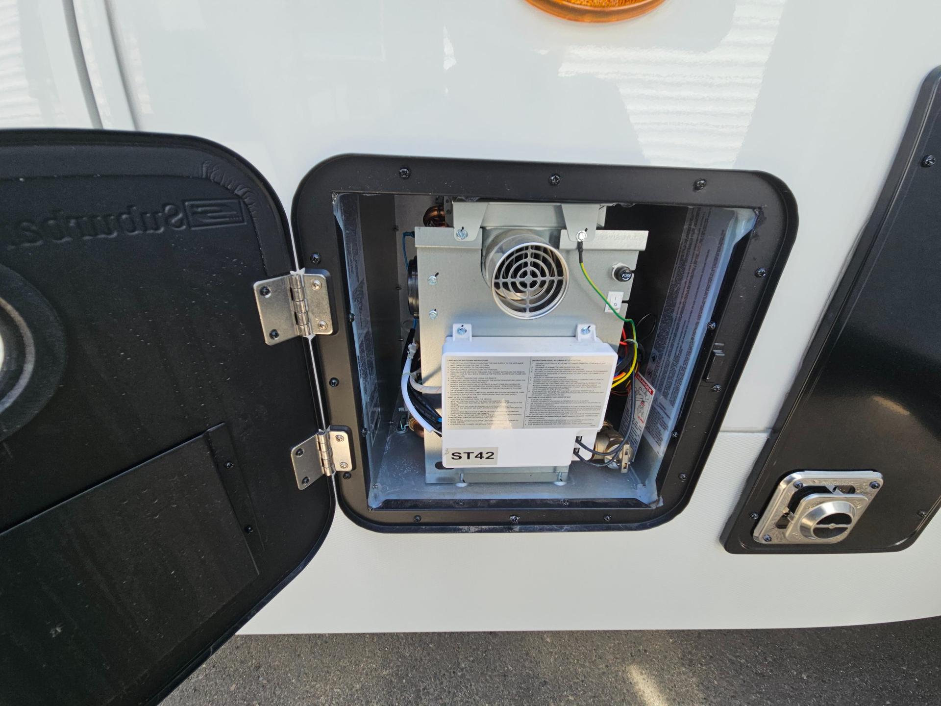 2026 Keystone RV 2026 Keystone RV Cougar Half-Ton - thumbnail 55