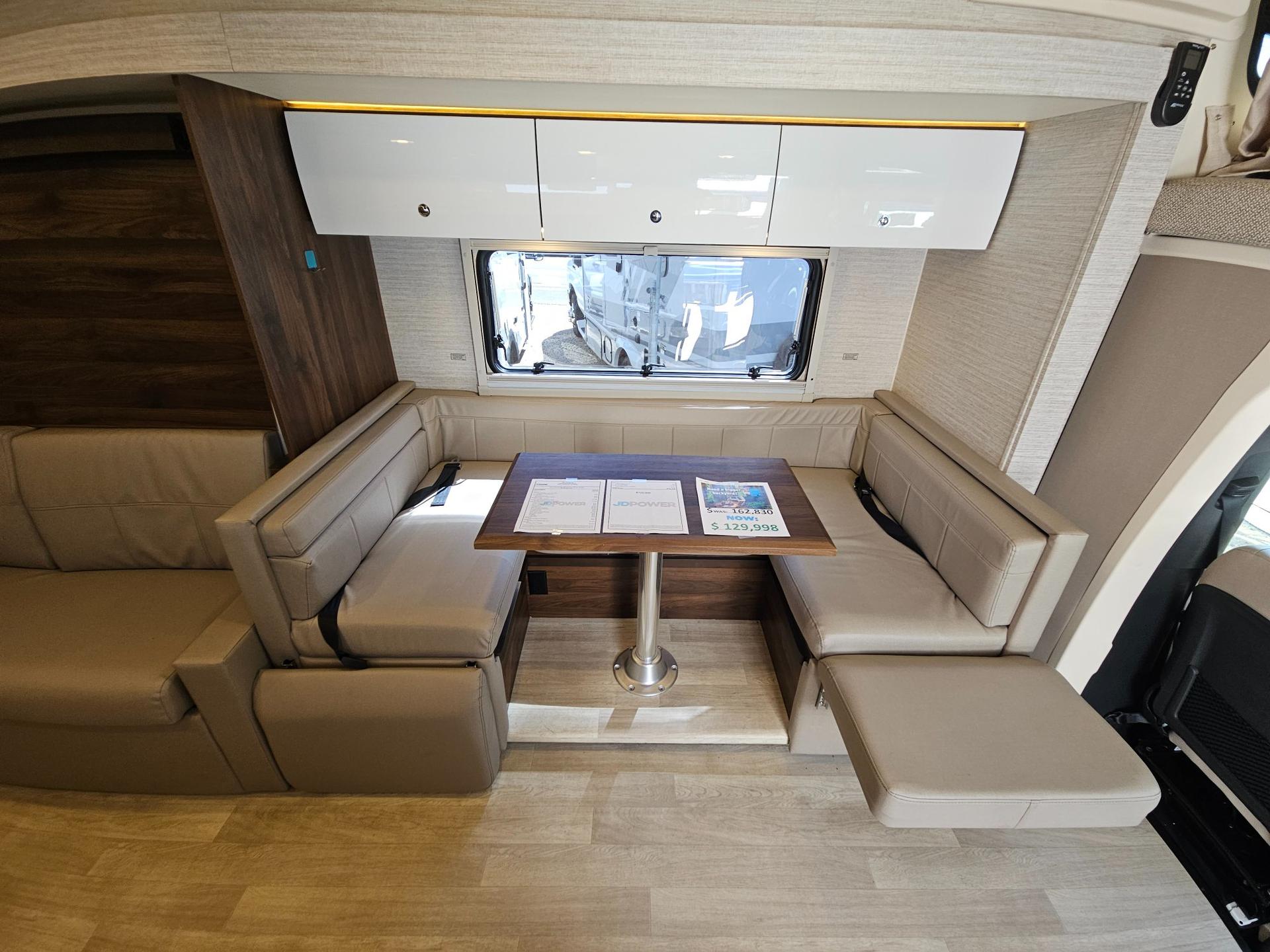 2024 Winnebago 2024 Winnebago Navion - thumbnail 7