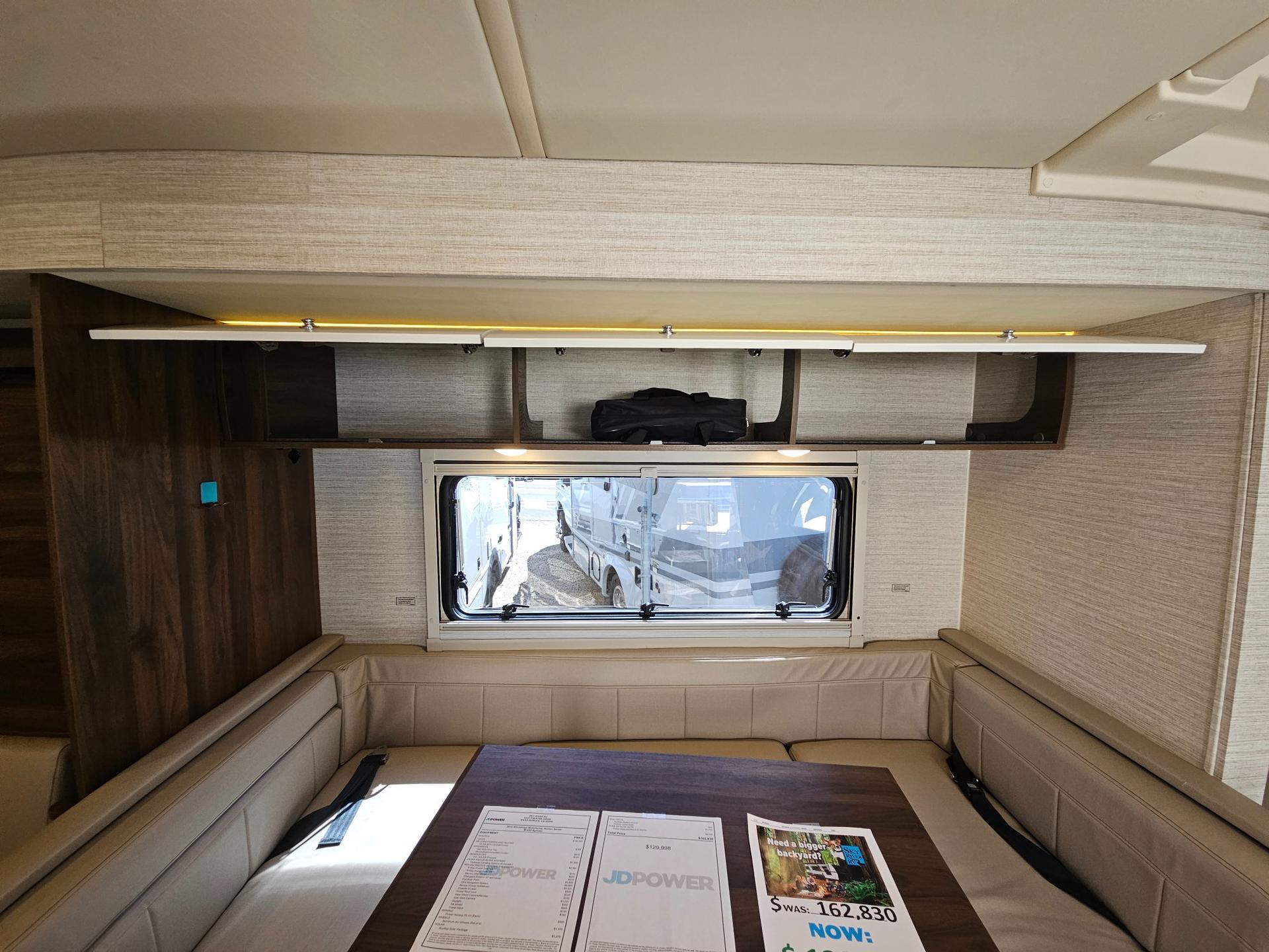 2024 Winnebago 2024 Winnebago Navion - thumbnail 8