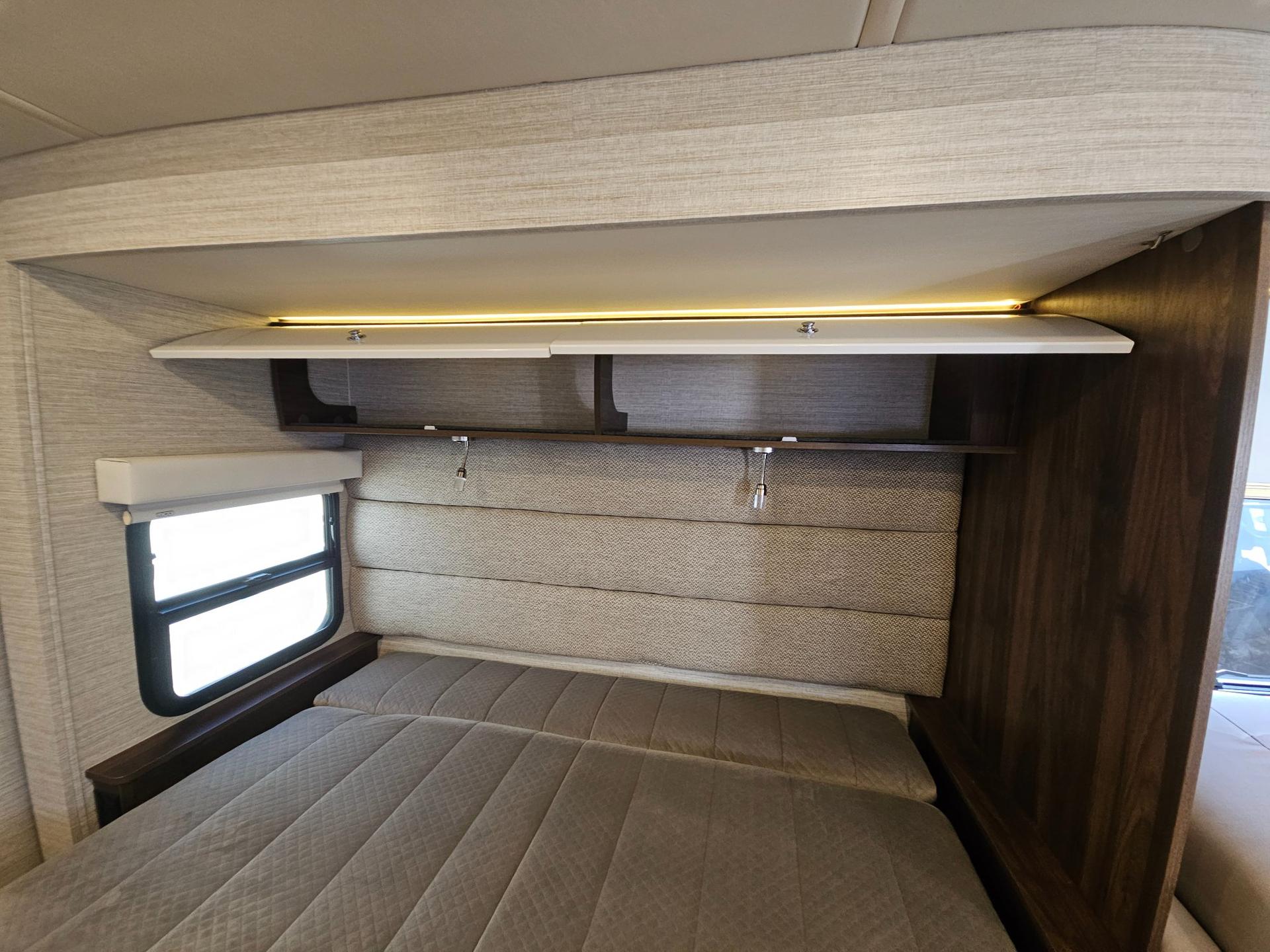 2024 Winnebago 2024 Winnebago Navion - thumbnail 27