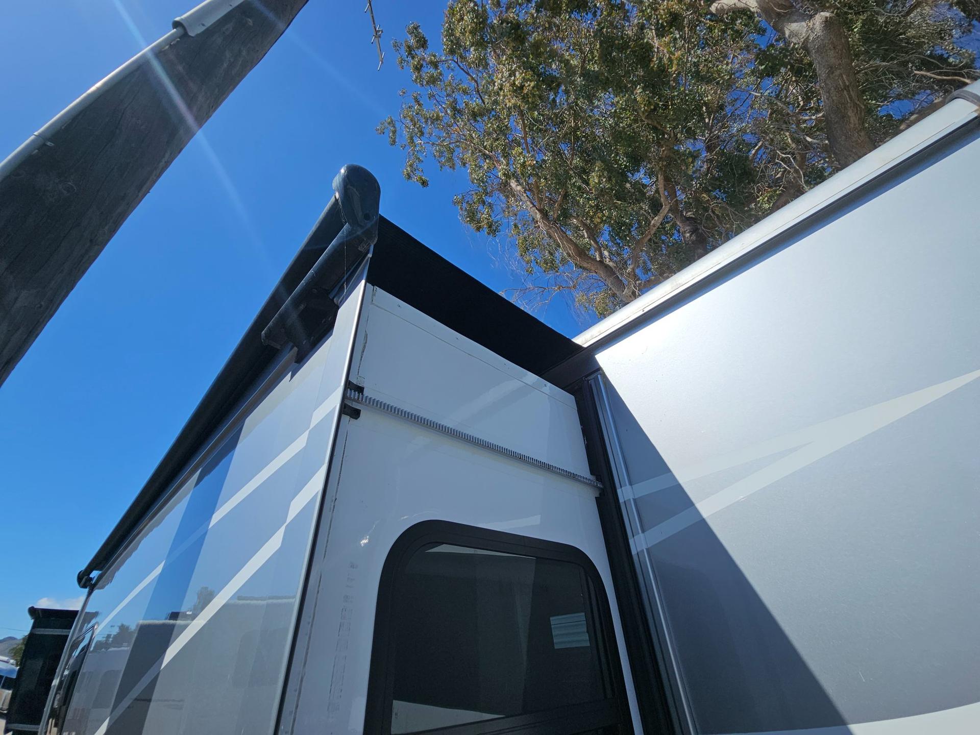 2024 Winnebago 2024 Winnebago Navion - thumbnail 44